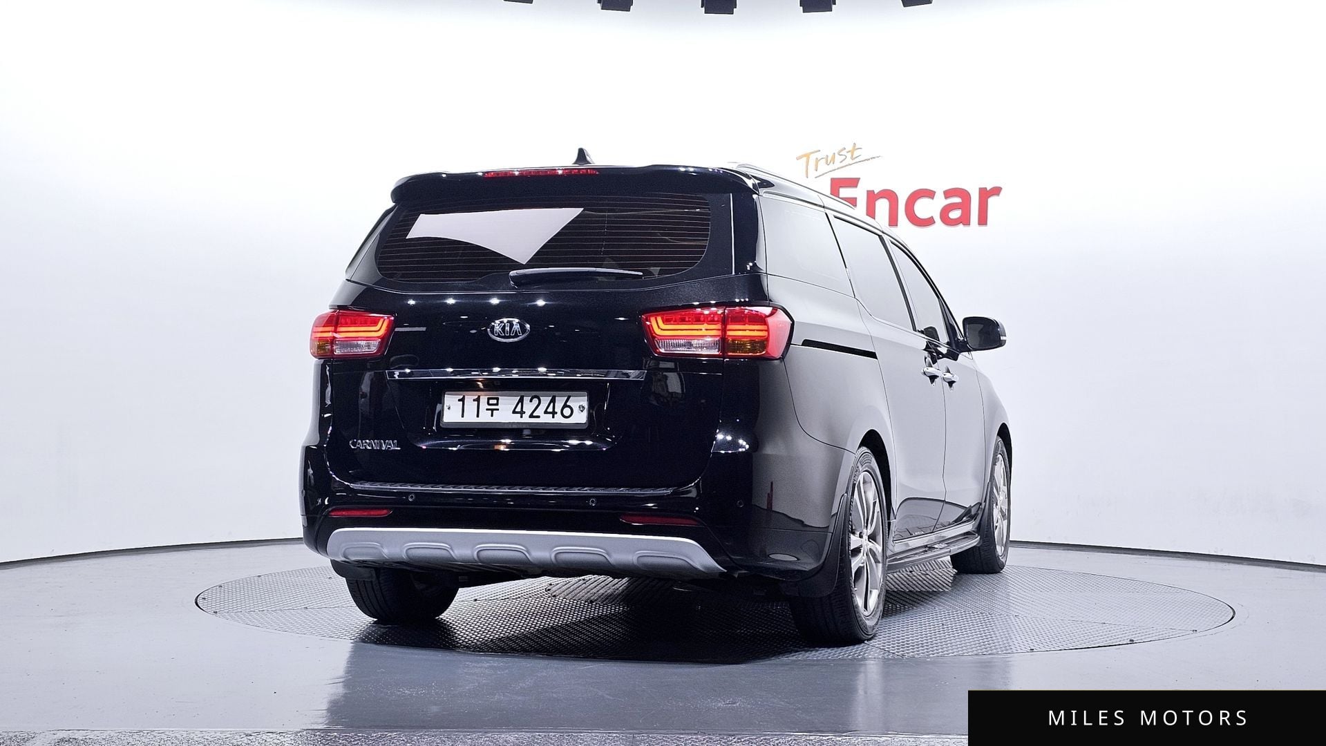 Kia Canival 2016 — миниатюра 4