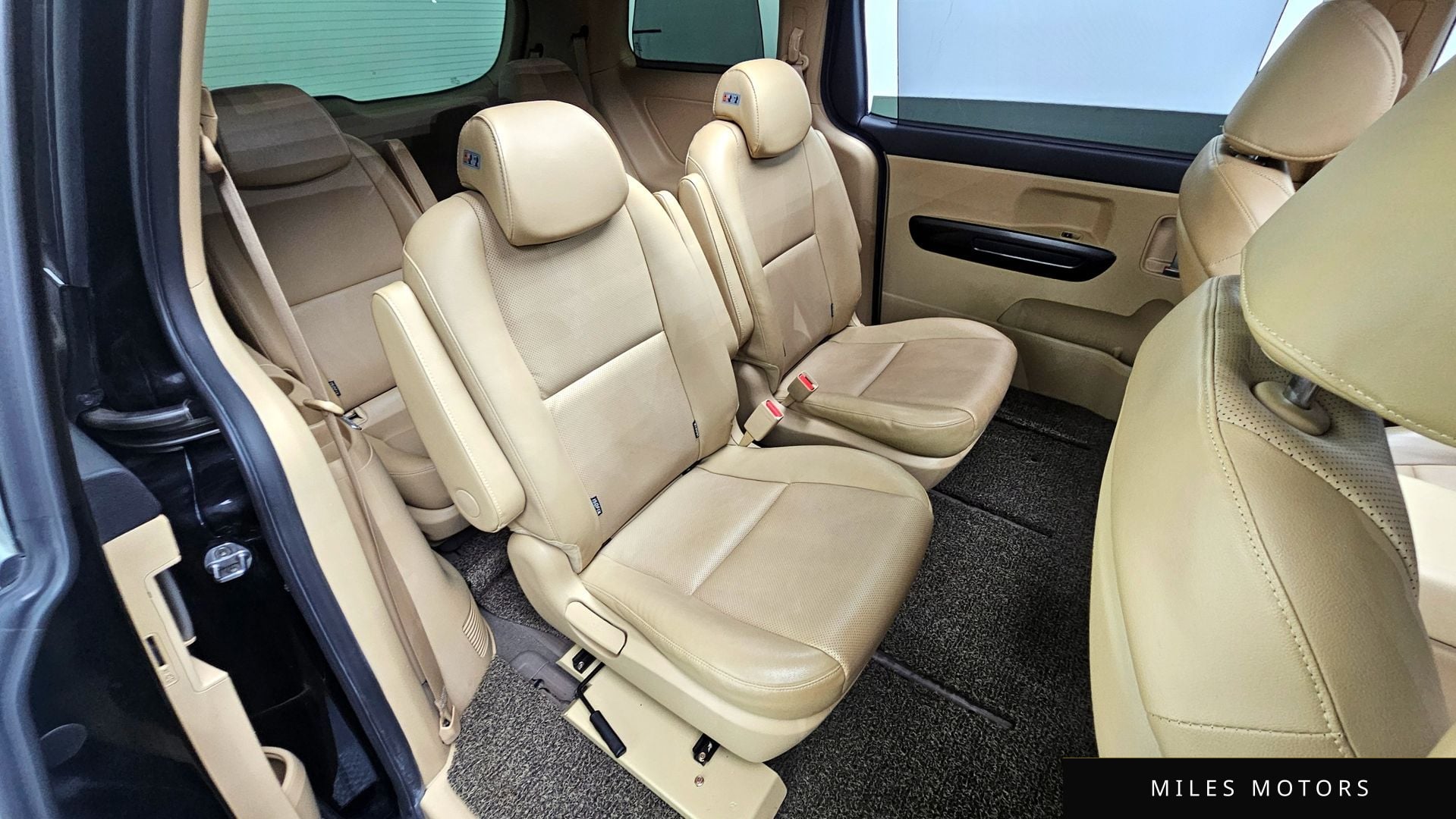 Kia Canival 2016 — миниатюра 12