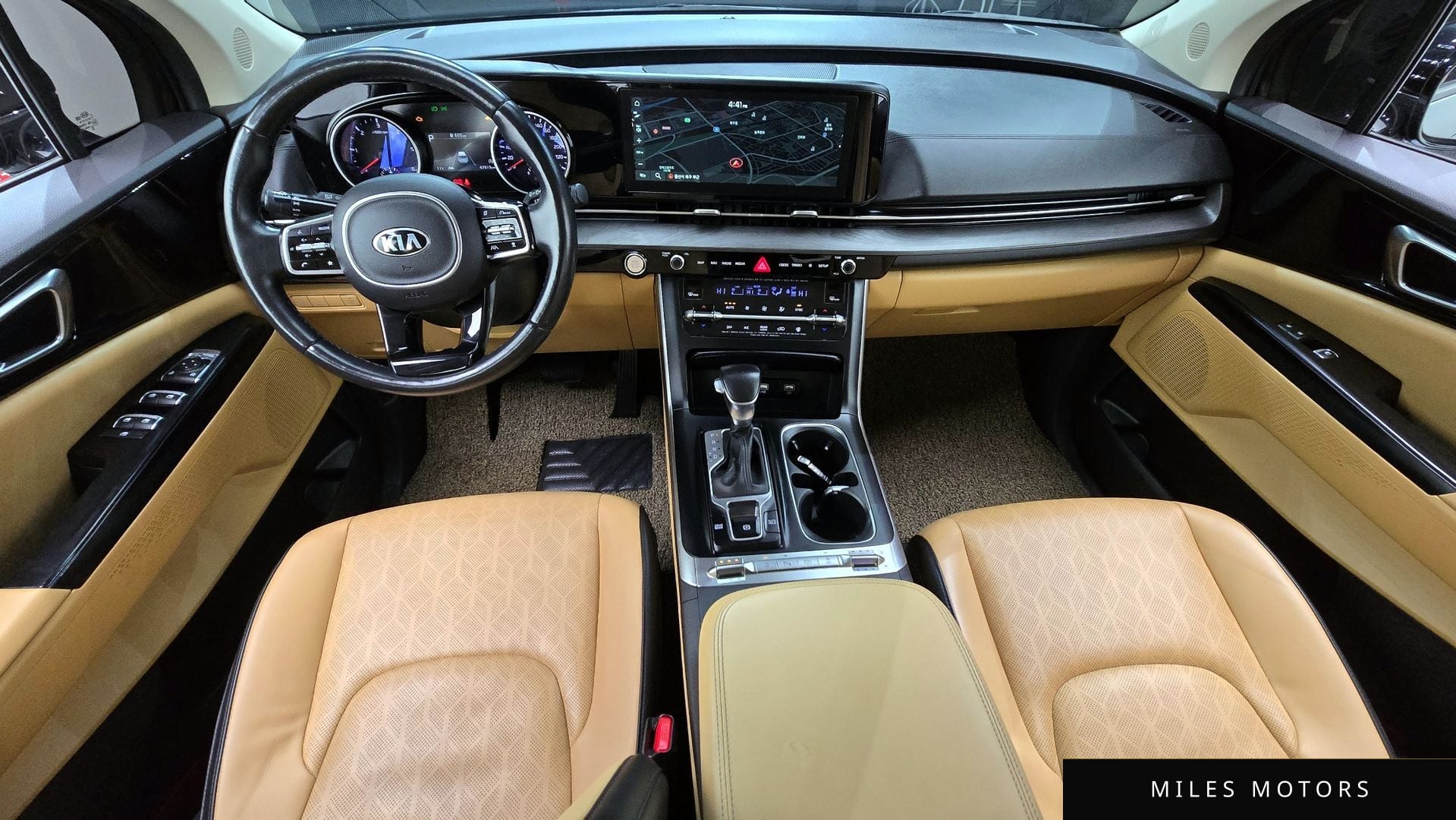Kia Carnival 2021 — миниатюра 7