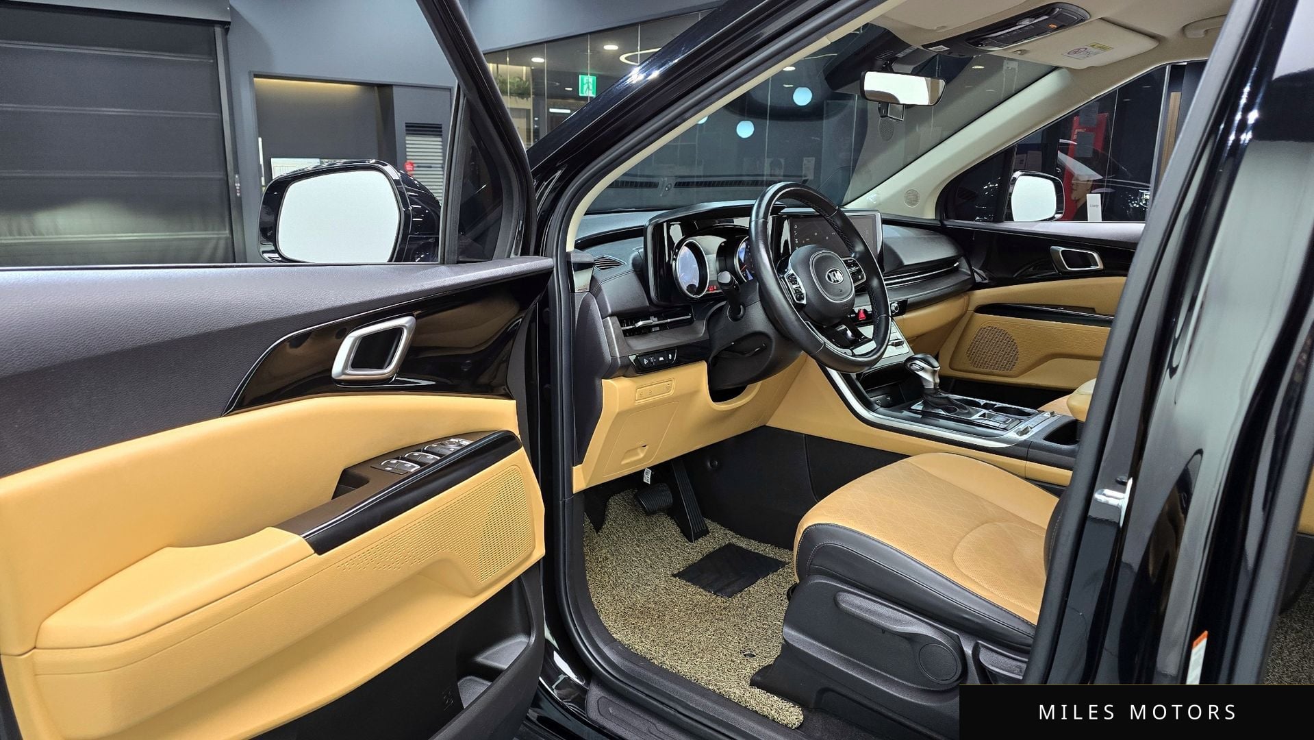 Kia Carnival 2021 — миниатюра 11