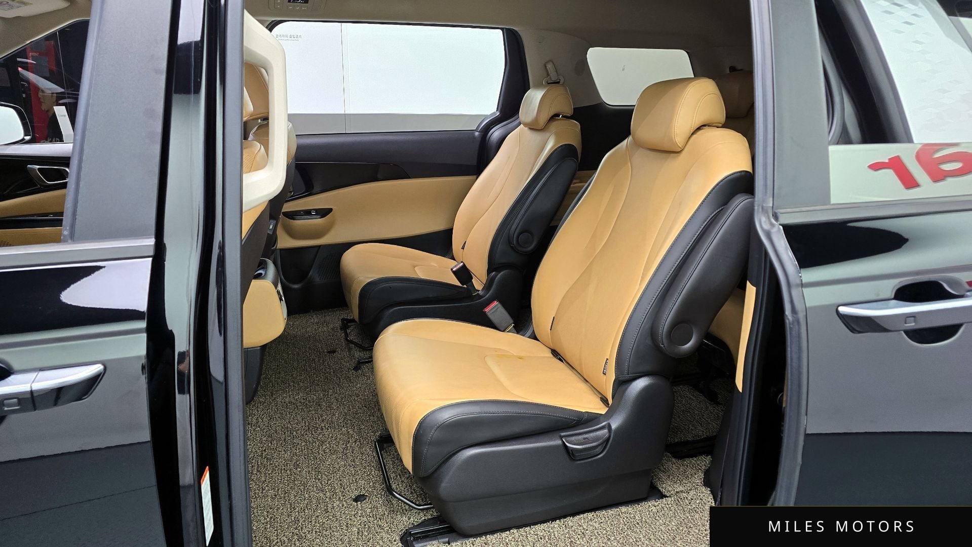 Kia Carnival 2021 — миниатюра 12