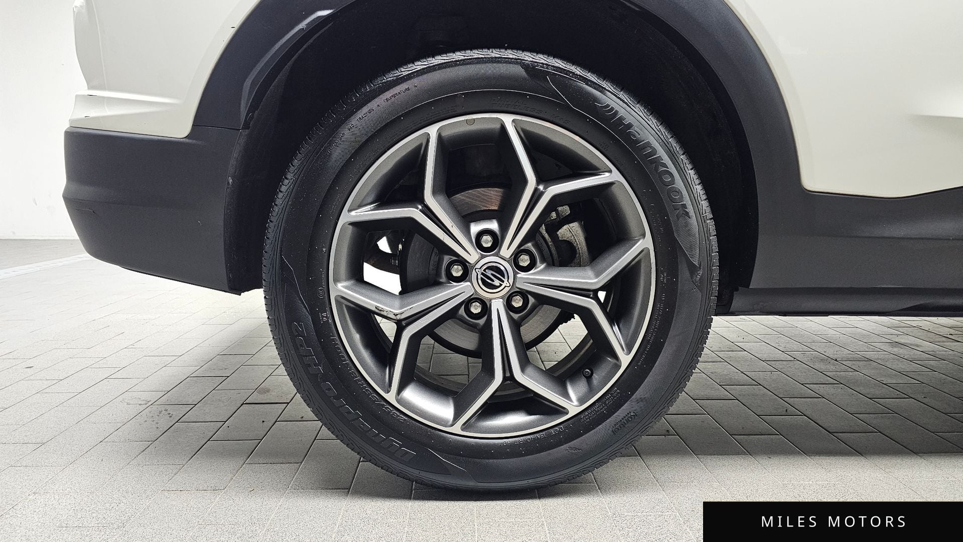 KG Mobility Beautiful Korando 2022 — миниатюра 5