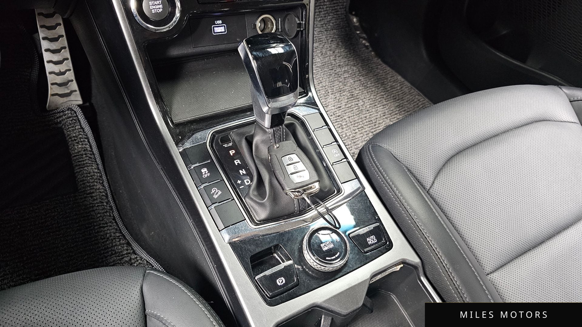 KG Mobility Beautiful Korando 2022 — миниатюра 9