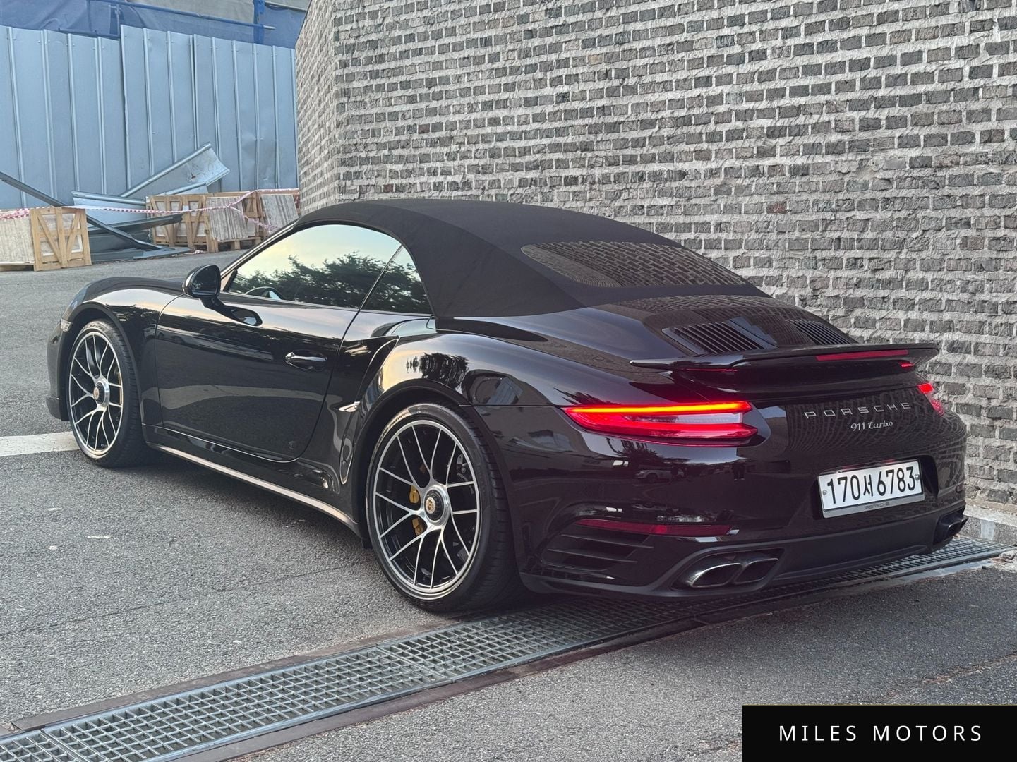 Porsche 911 2017 — миниатюра 2