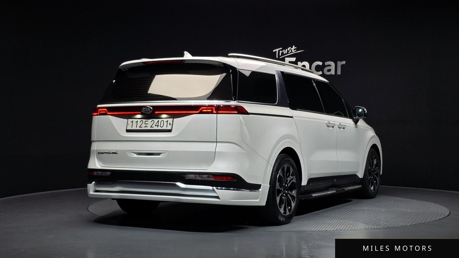 Kia Carnival 2021 — миниатюра 2