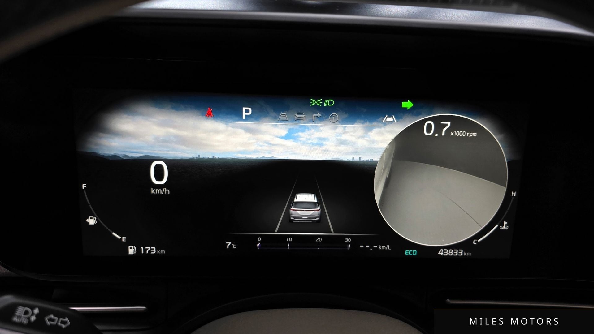 Kia Carnival 2021 — миниатюра 8