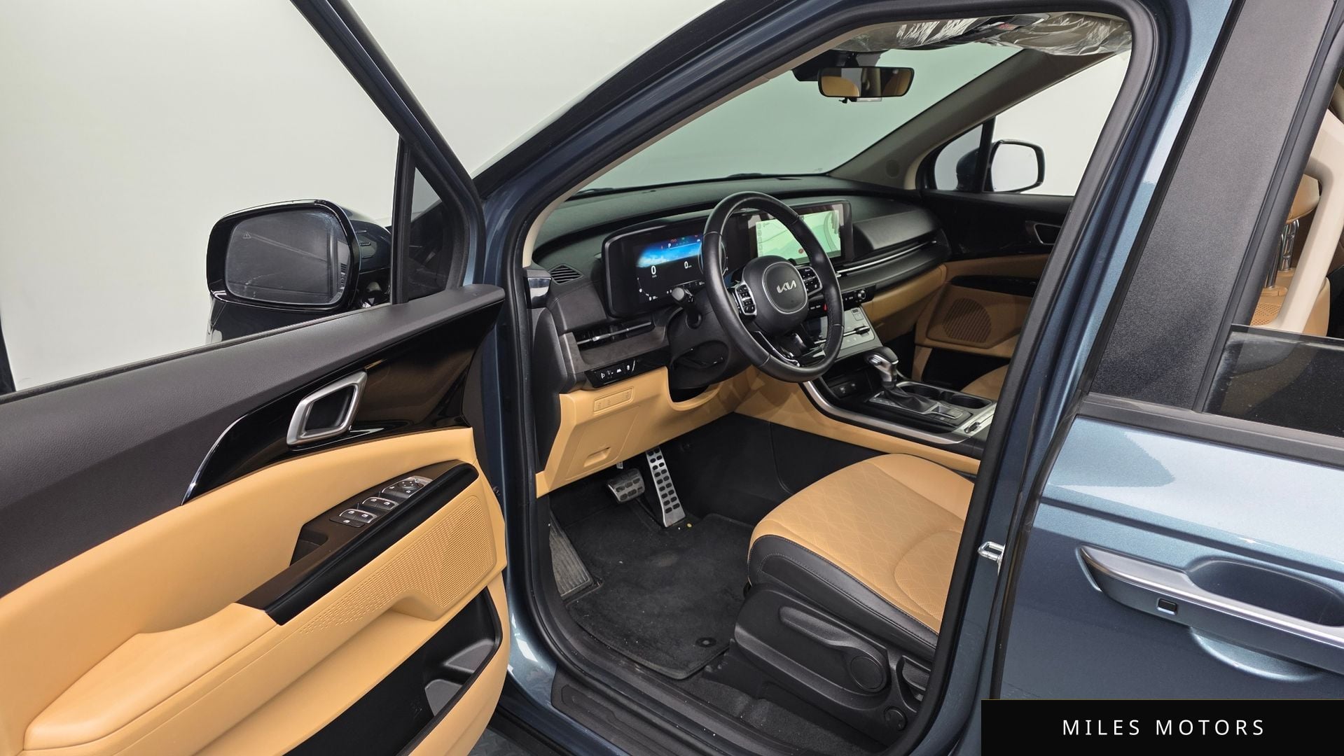 Kia Carnival 2023 — миниатюра 10