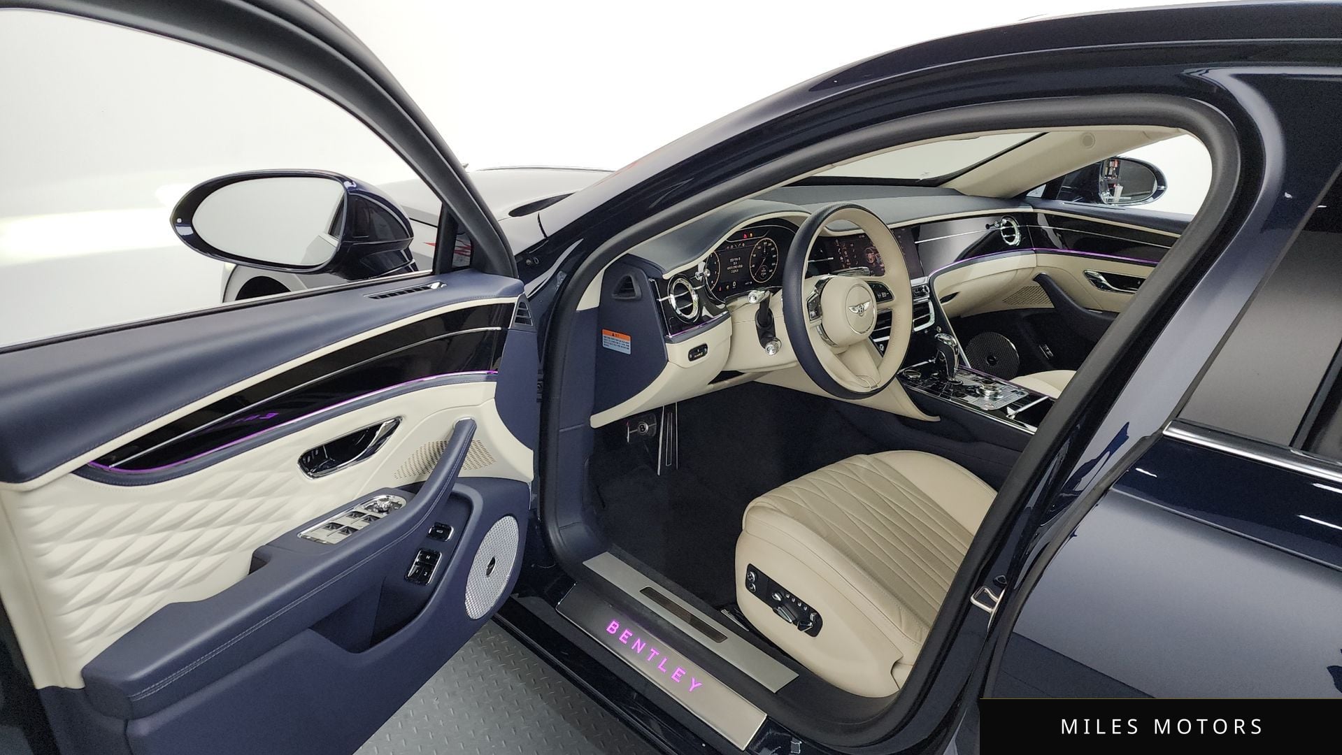 Bentley 플라잉스퍼 2022 — миниатюра 10