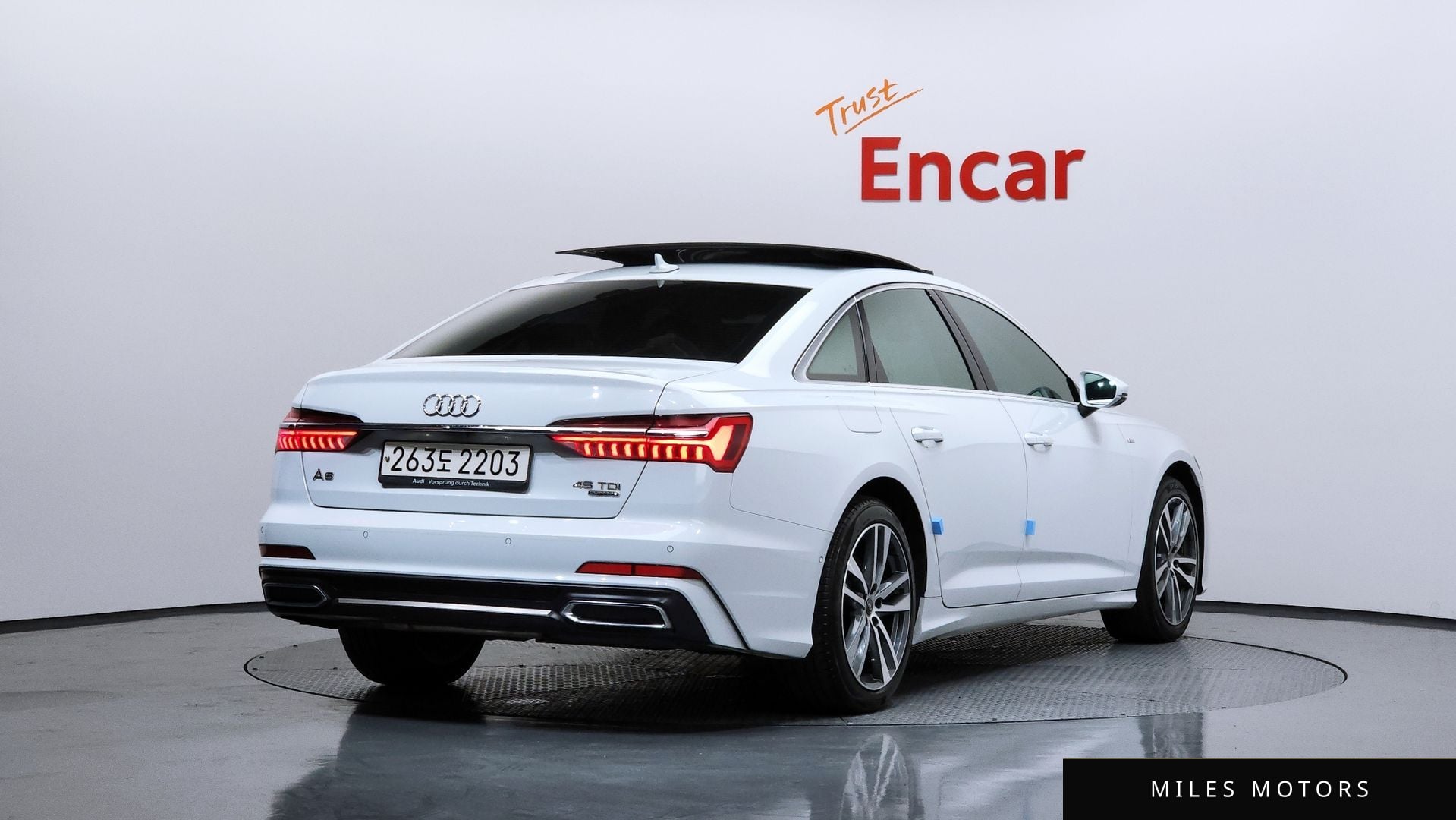 Audi A6 (C8) 2021 — миниатюра 2
