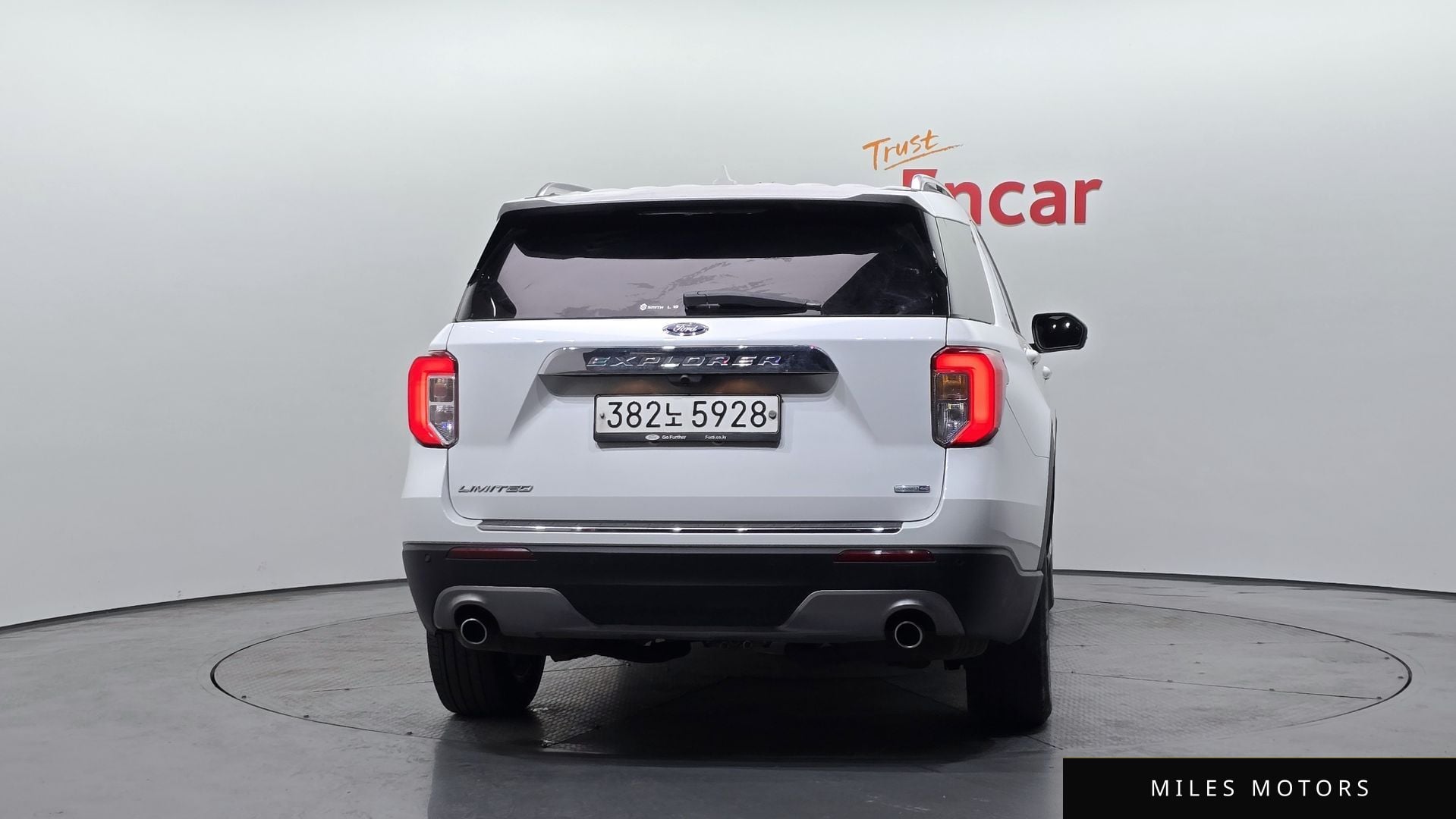 Ford Explorer 2020 — миниатюра 4