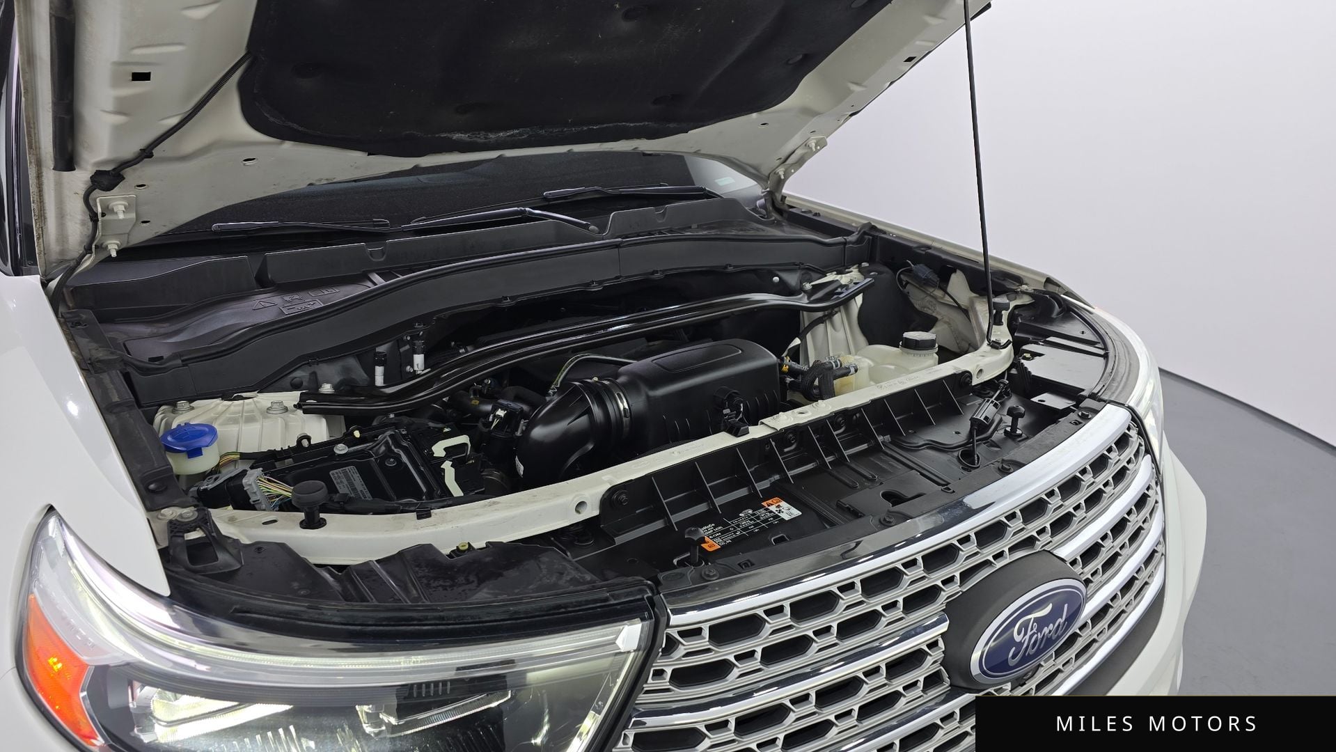 Ford Explorer 2020 — миниатюра 6