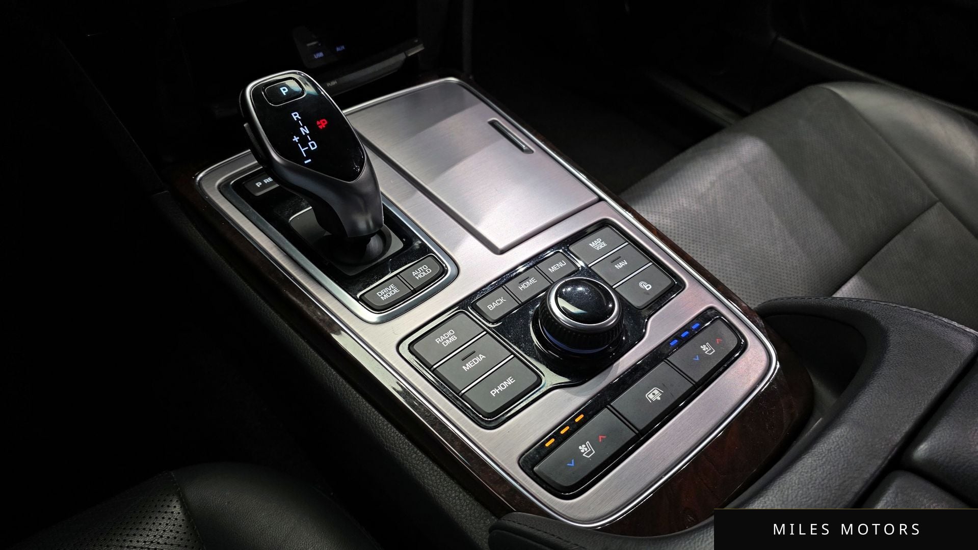 Hyundai Equus 2015 — миниатюра 9