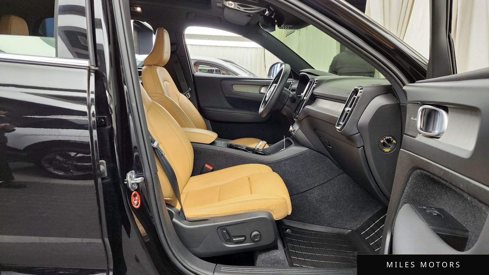 Volvo XC40 2020 — миниатюра 11