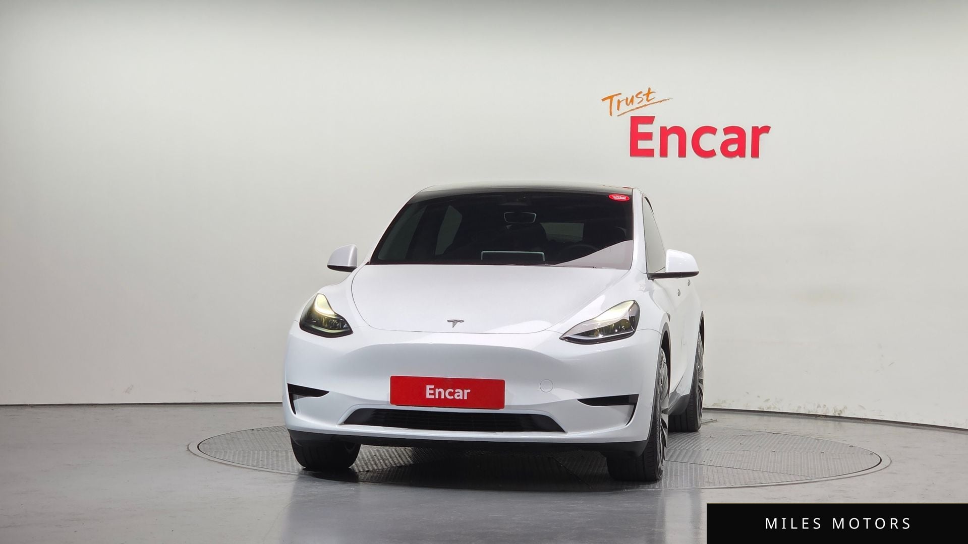 Tesla 모델 Y 2024 — миниатюра 3