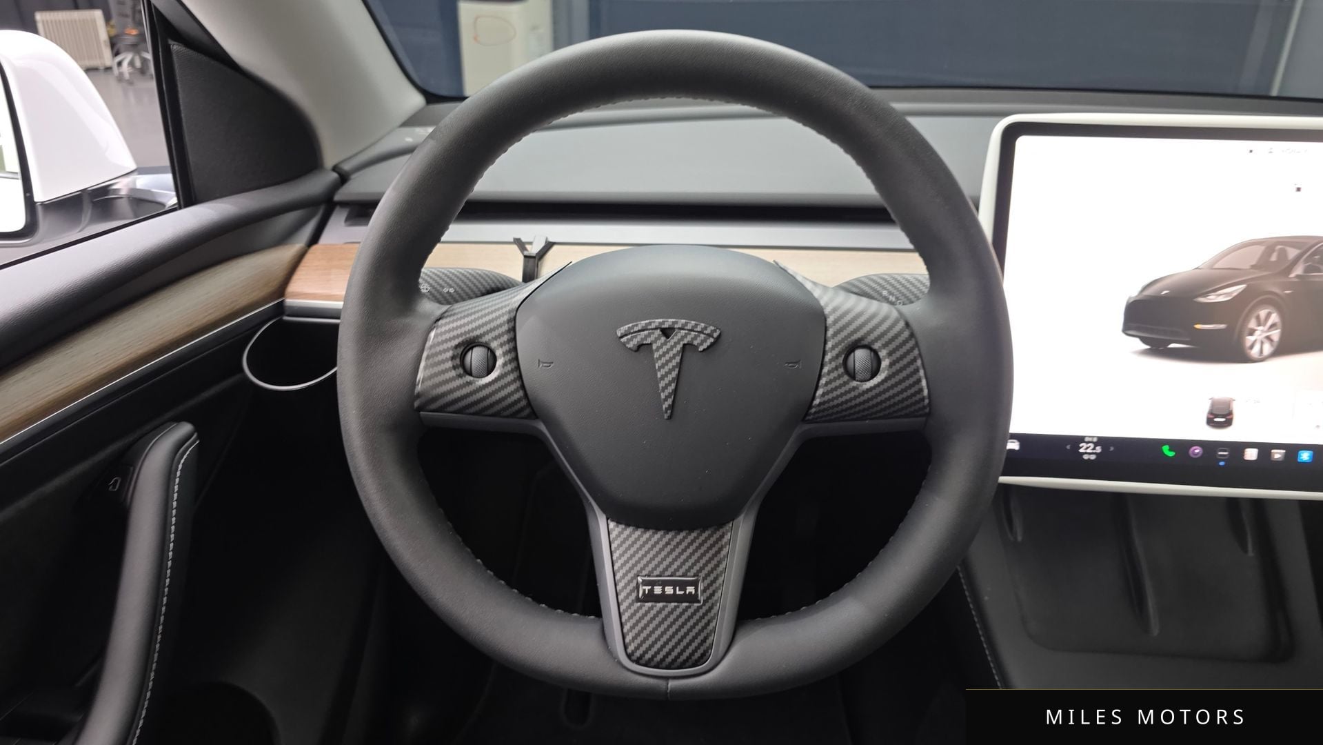Tesla 모델 Y 2024 — миниатюра 13