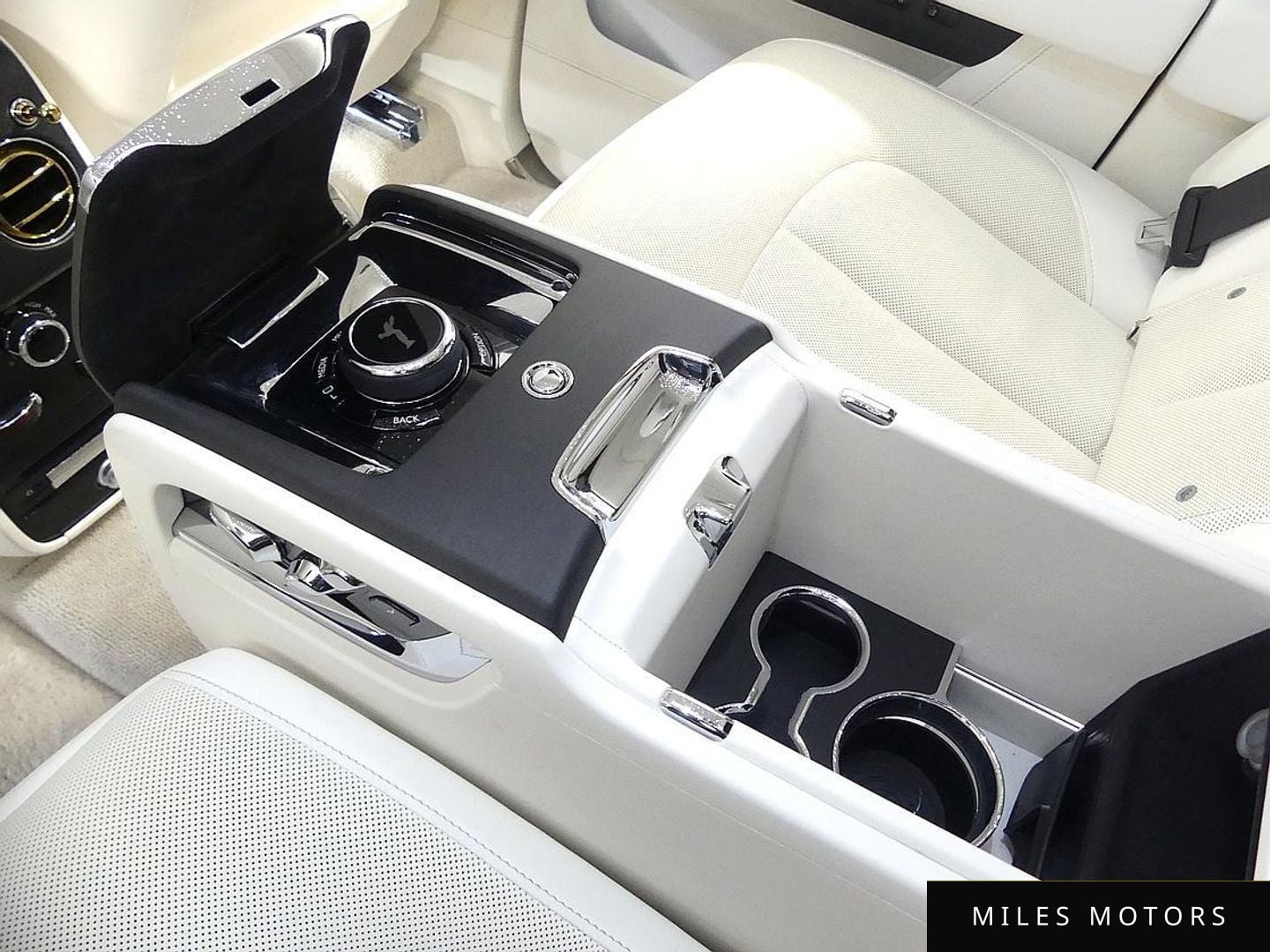 Rolls-Royce 컬리넌 2023 — миниатюра 15