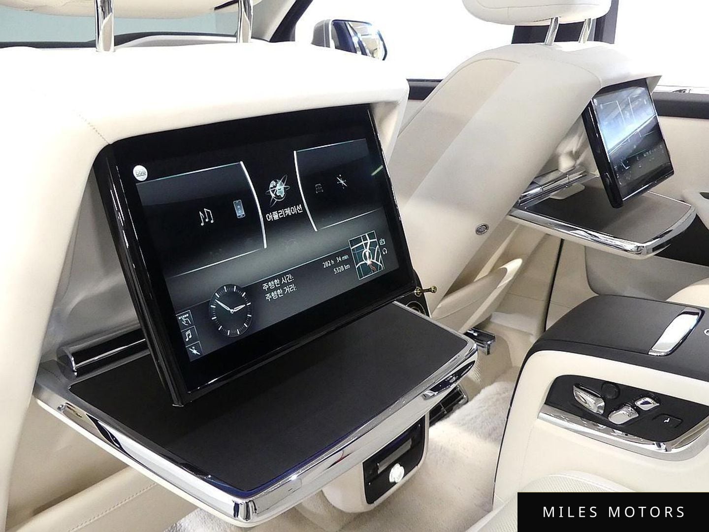 Rolls-Royce 컬리넌 2023 — миниатюра 16