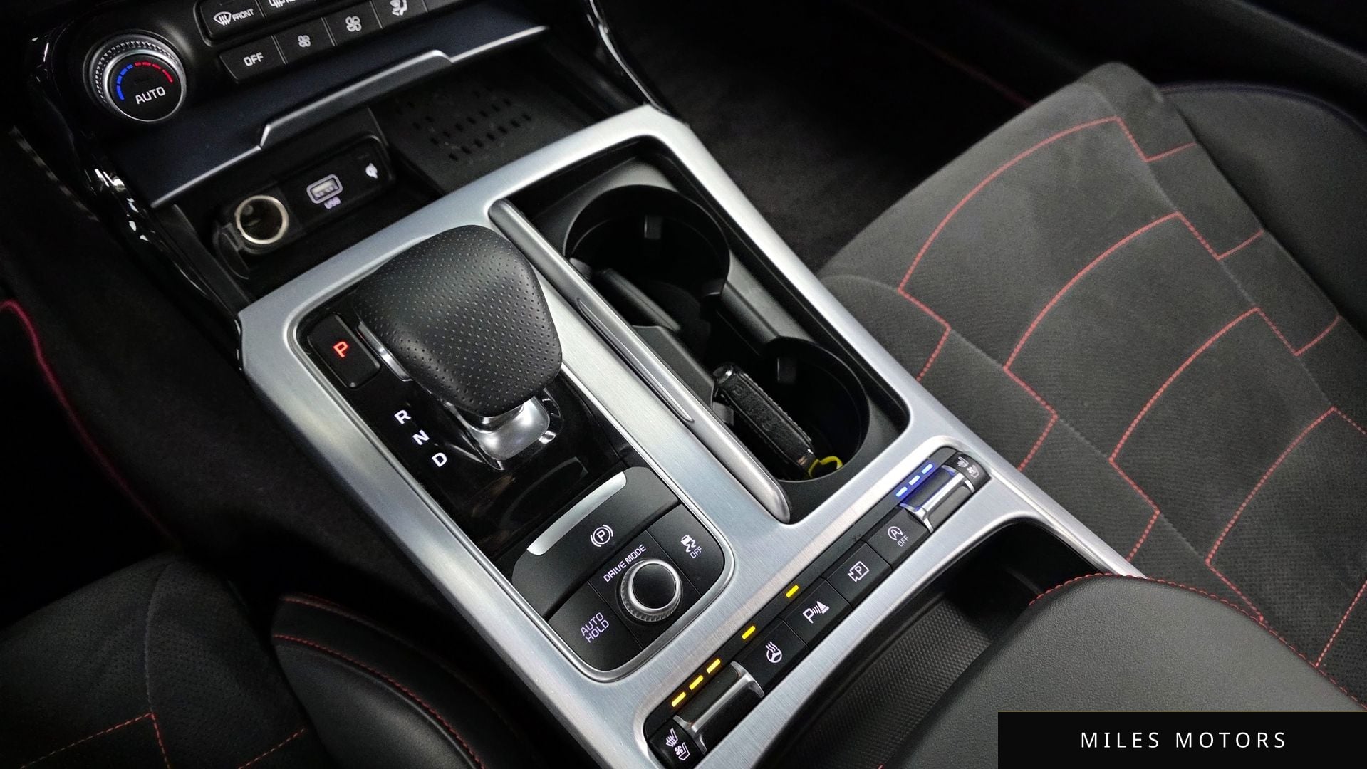 Kia Stinger 2023 — миниатюра 9