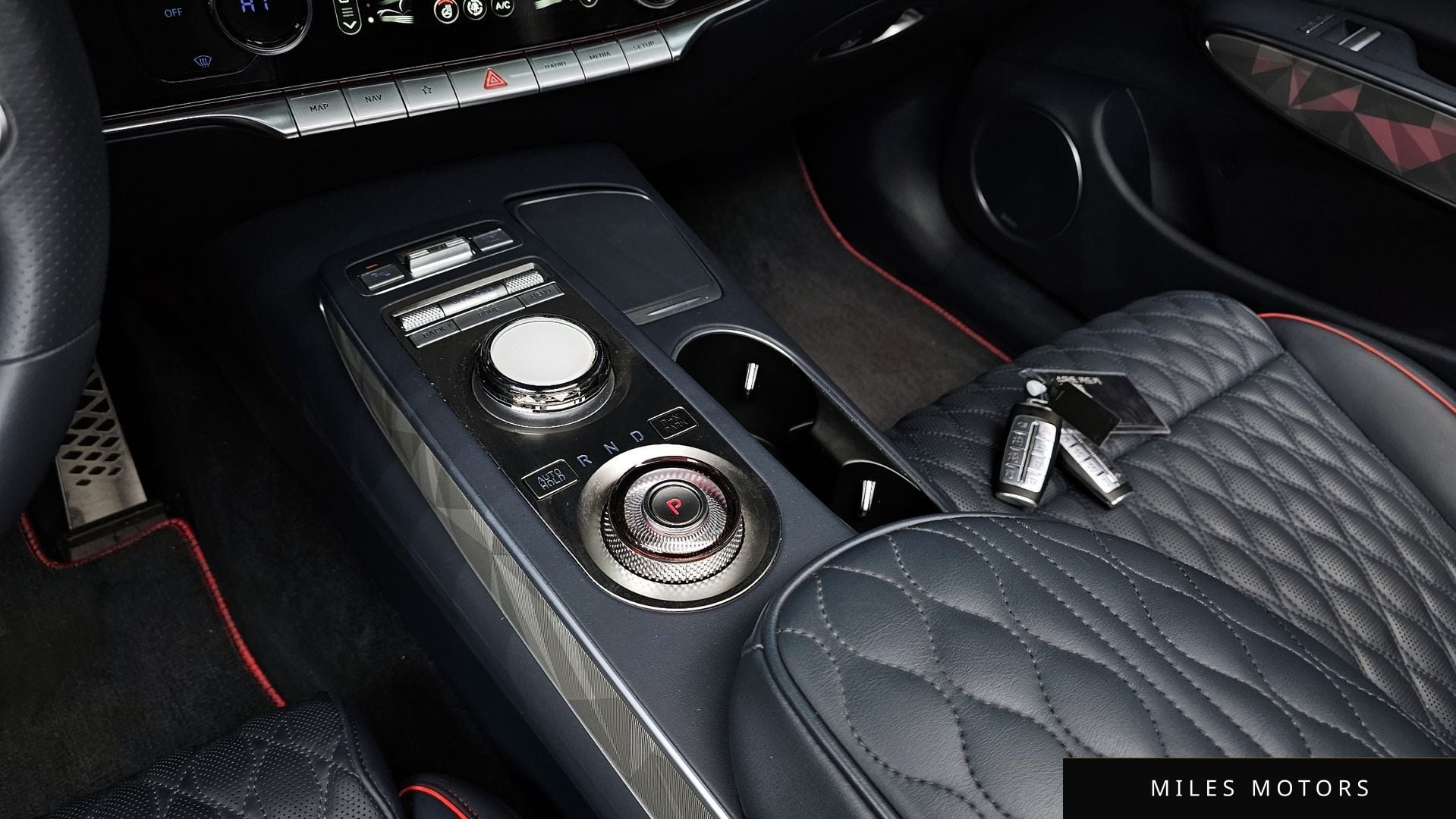Genesis GV70 2024 — миниатюра 9