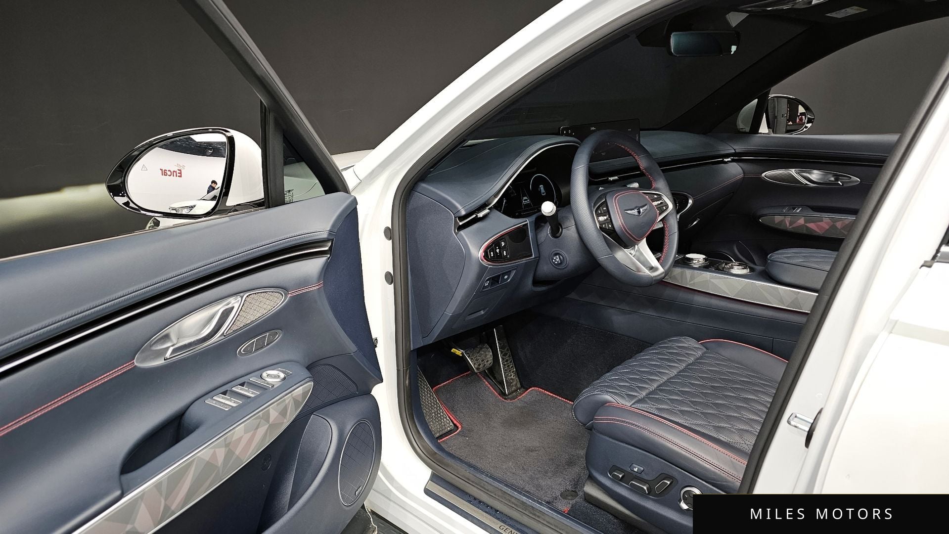 Genesis GV70 2024 — миниатюра 11
