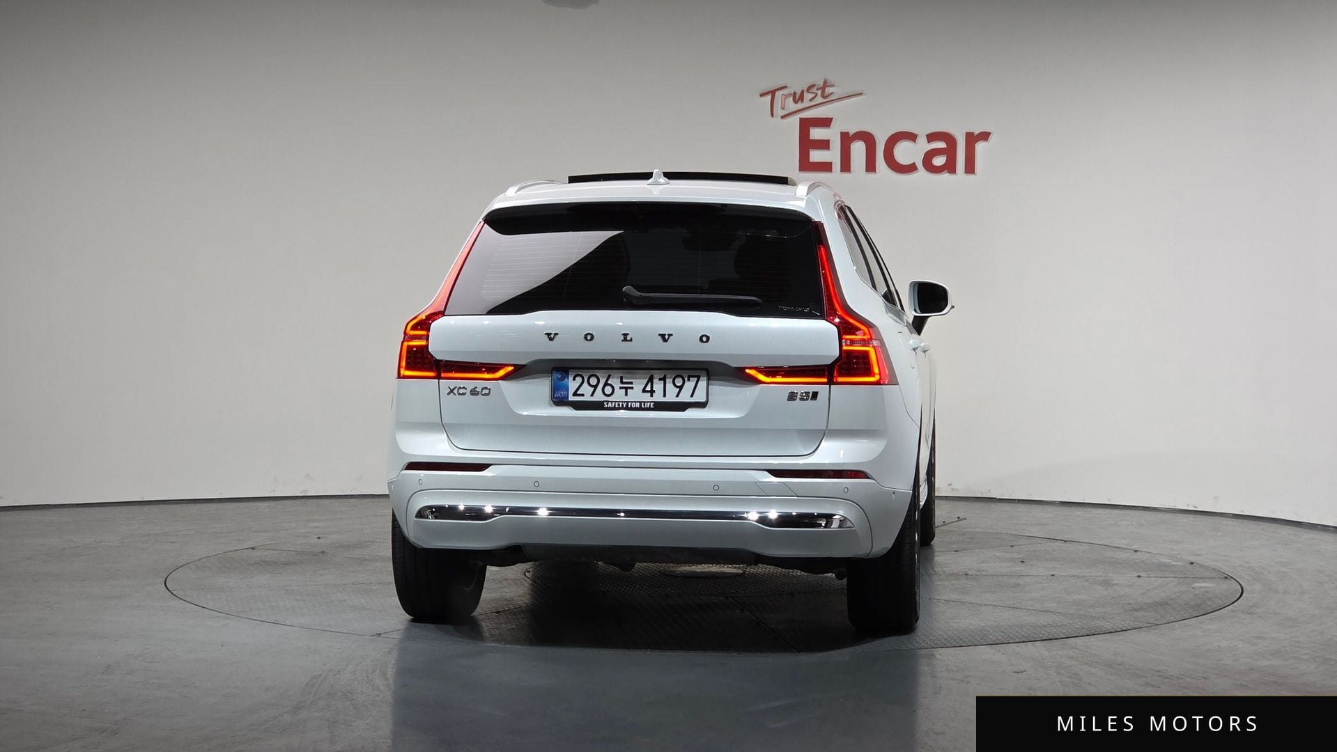 Volvo XC60 2025 — миниатюра 3