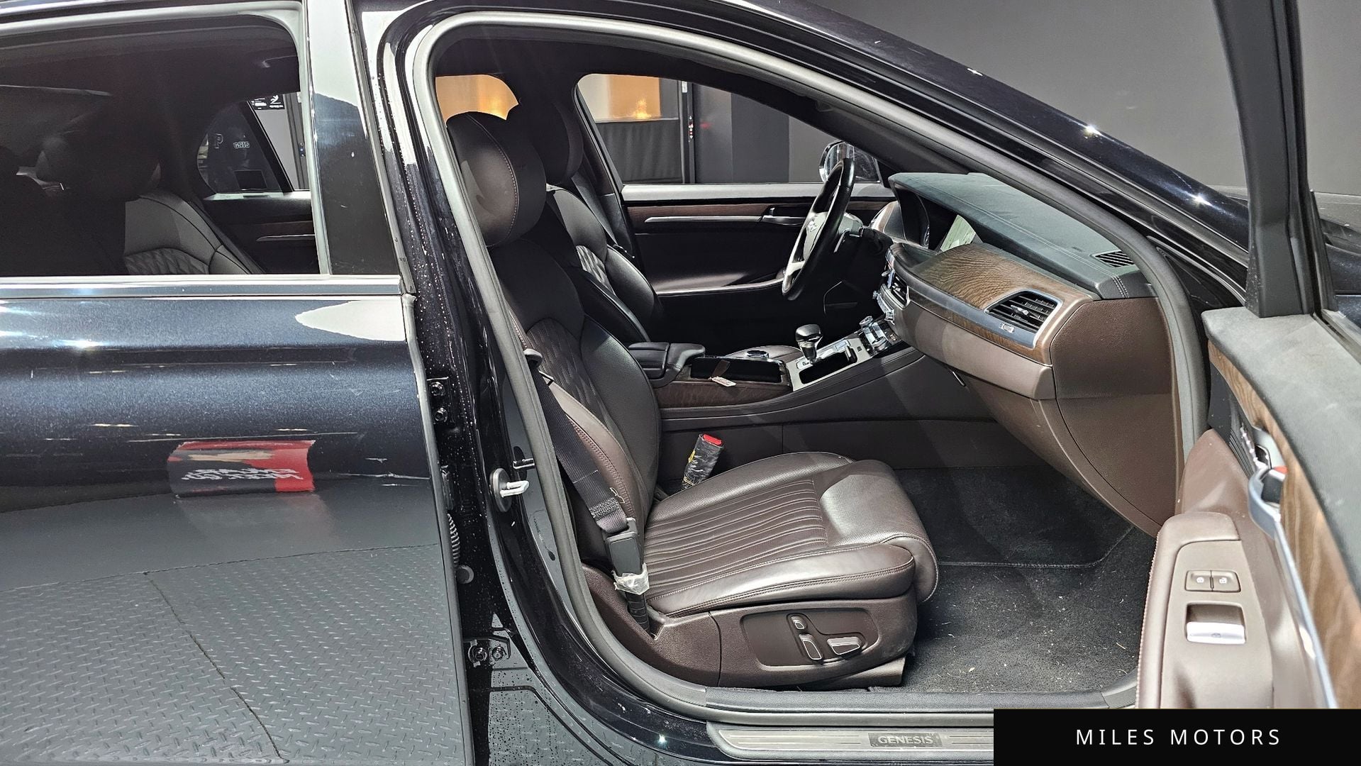 Genesis G90 2021 — миниатюра 10
