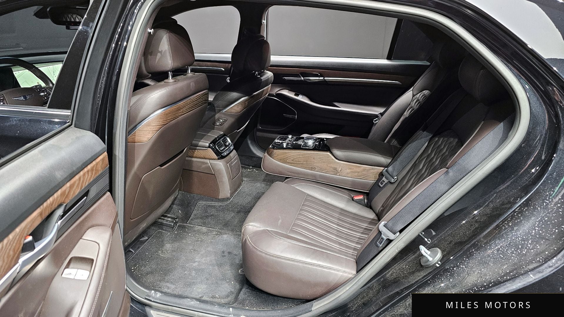 Genesis G90 2021 — миниатюра 12