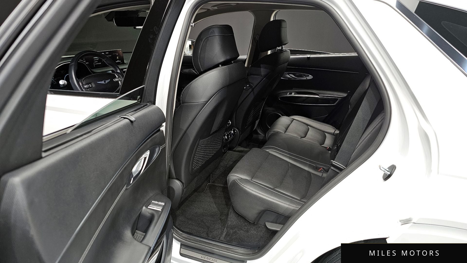 Genesis GV70 2021 — миниатюра 11