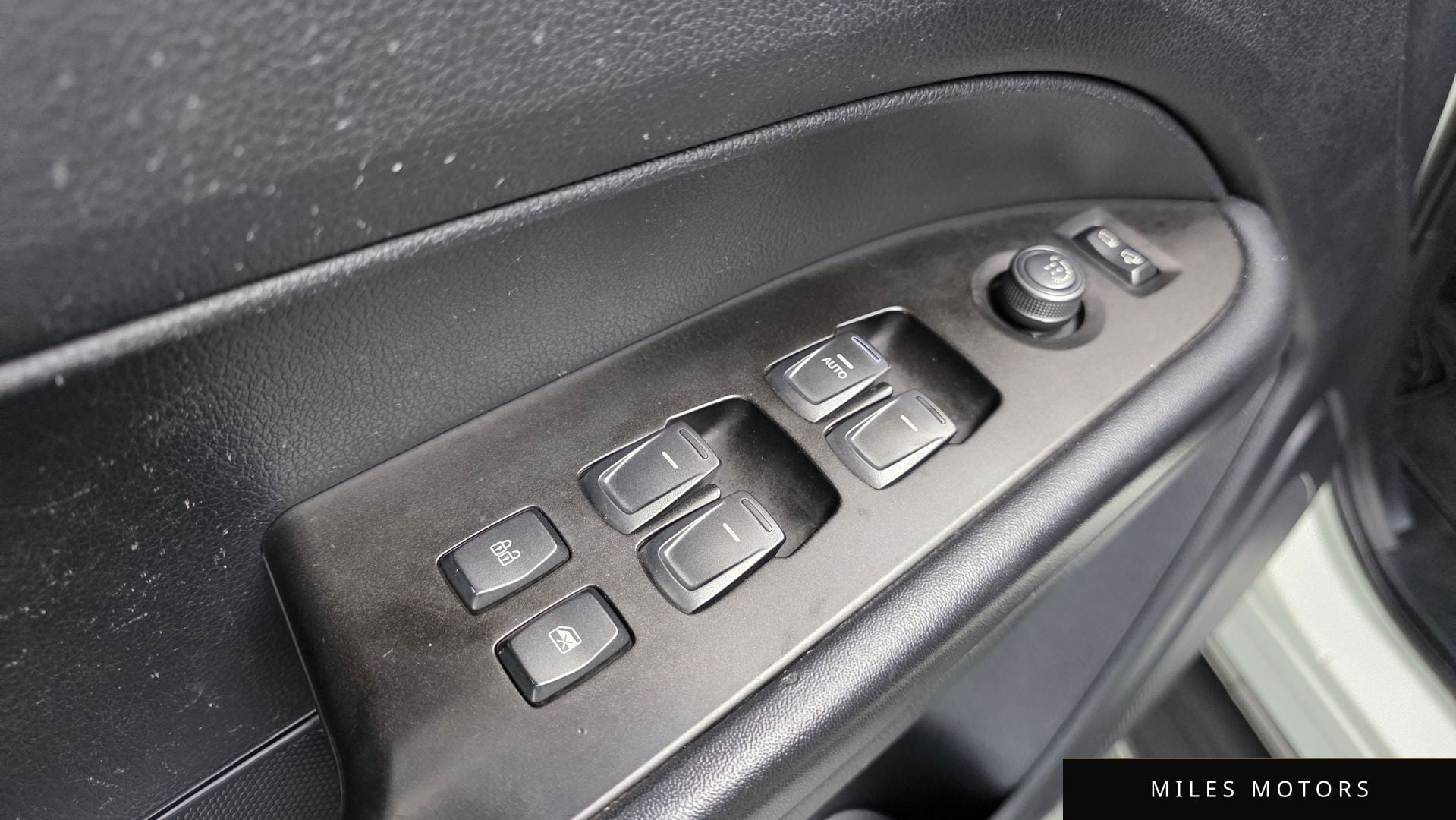 KG Mobility Rexton 2018 — миниатюра 12