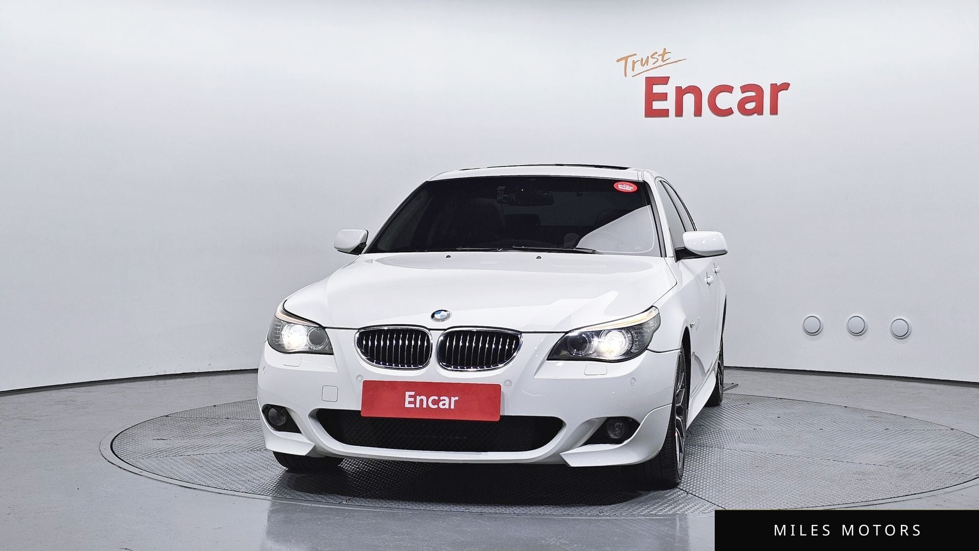 BMW 5시리즈 (E60) 2008 — миниатюра 3