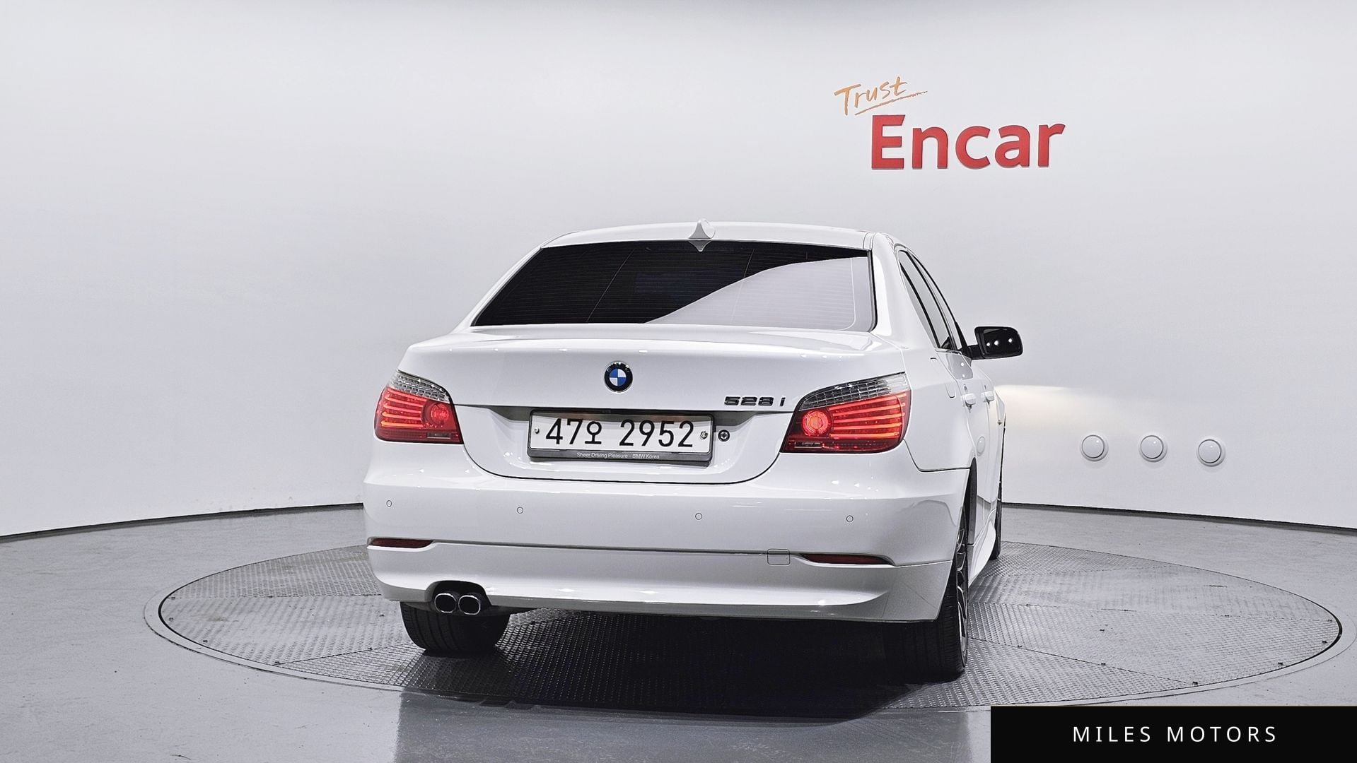 BMW 5시리즈 (E60) 2008 — миниатюра 4