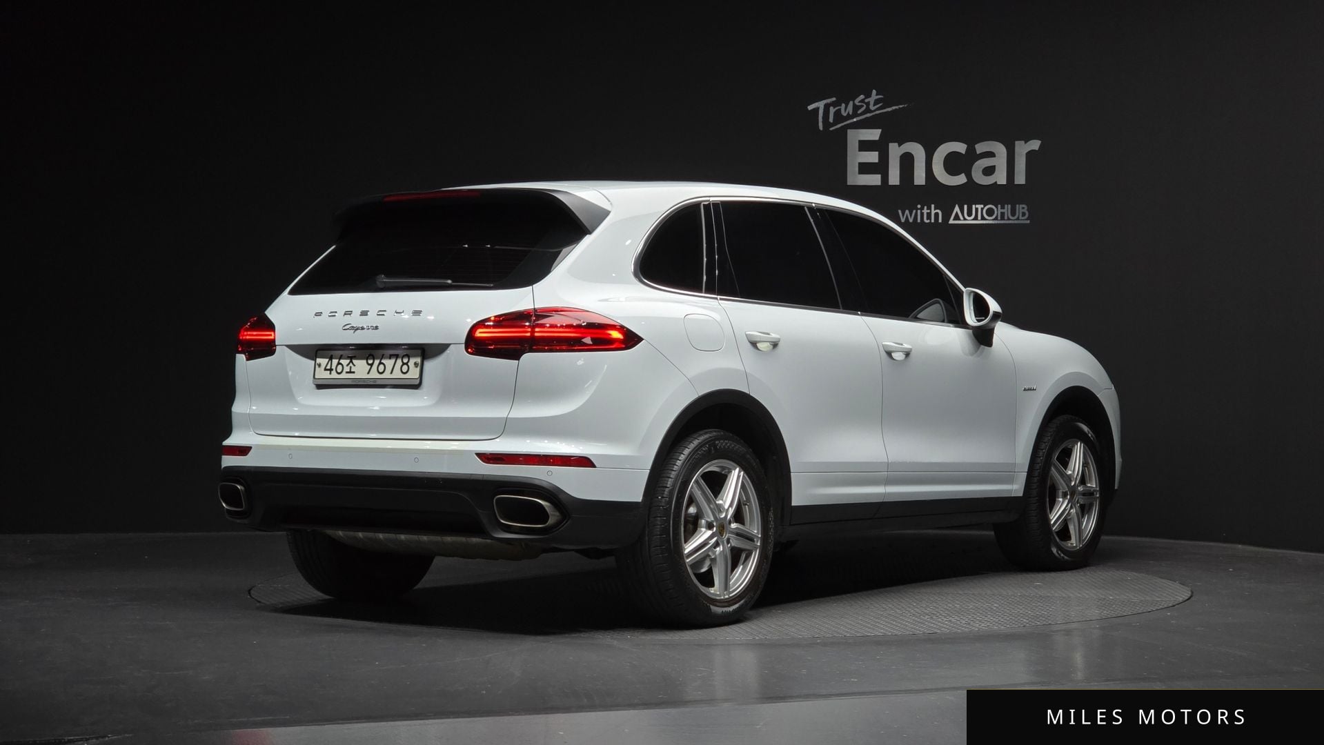 Porsche 카이엔 2015 — миниатюра 2