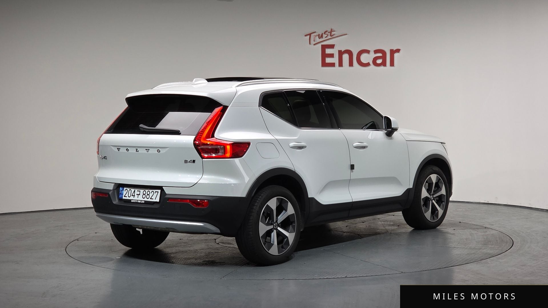 Volvo XC40 2023 — миниатюра 2