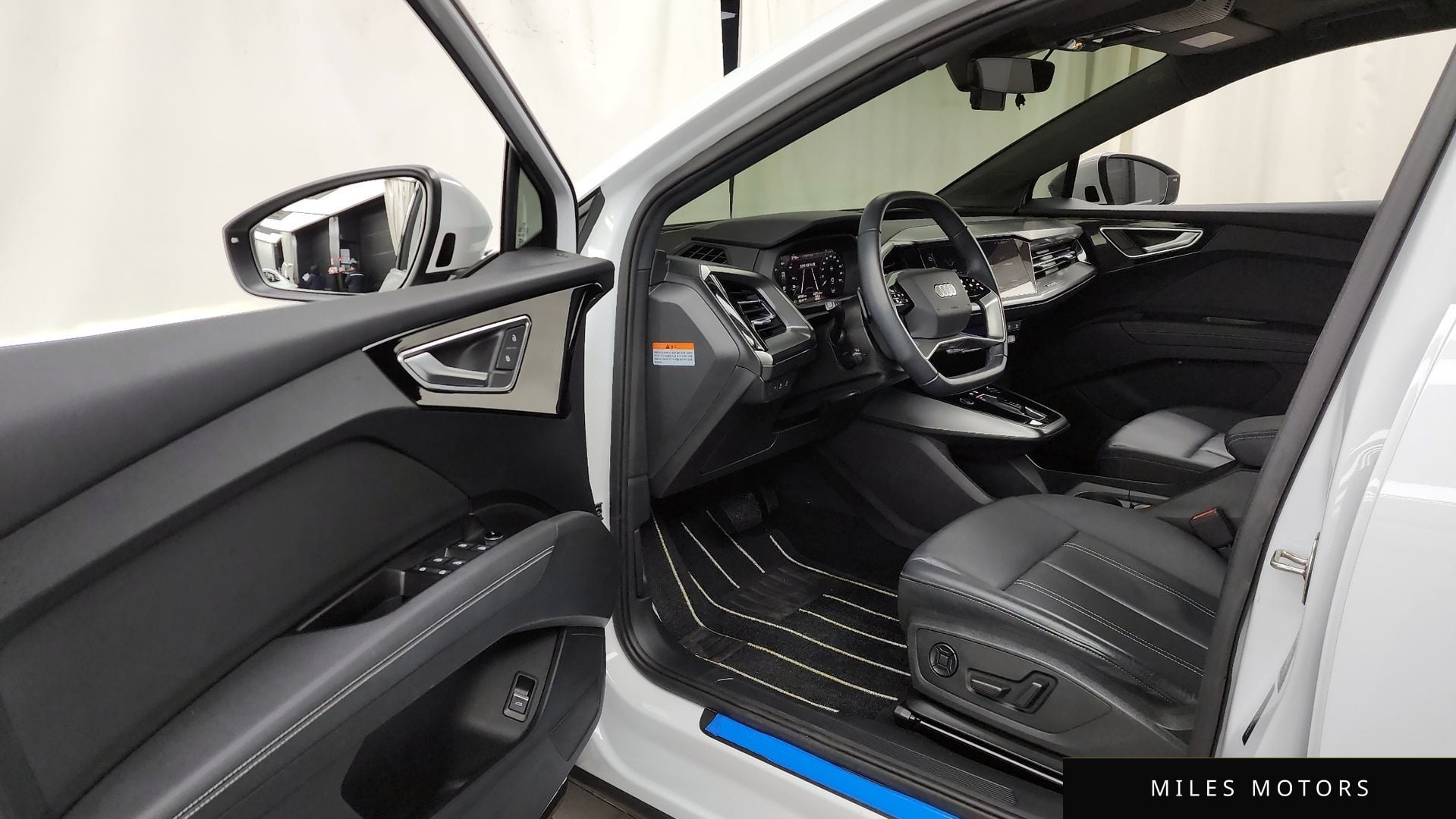 Audi Q4 e-트론 (F4) 2023 — миниатюра 10