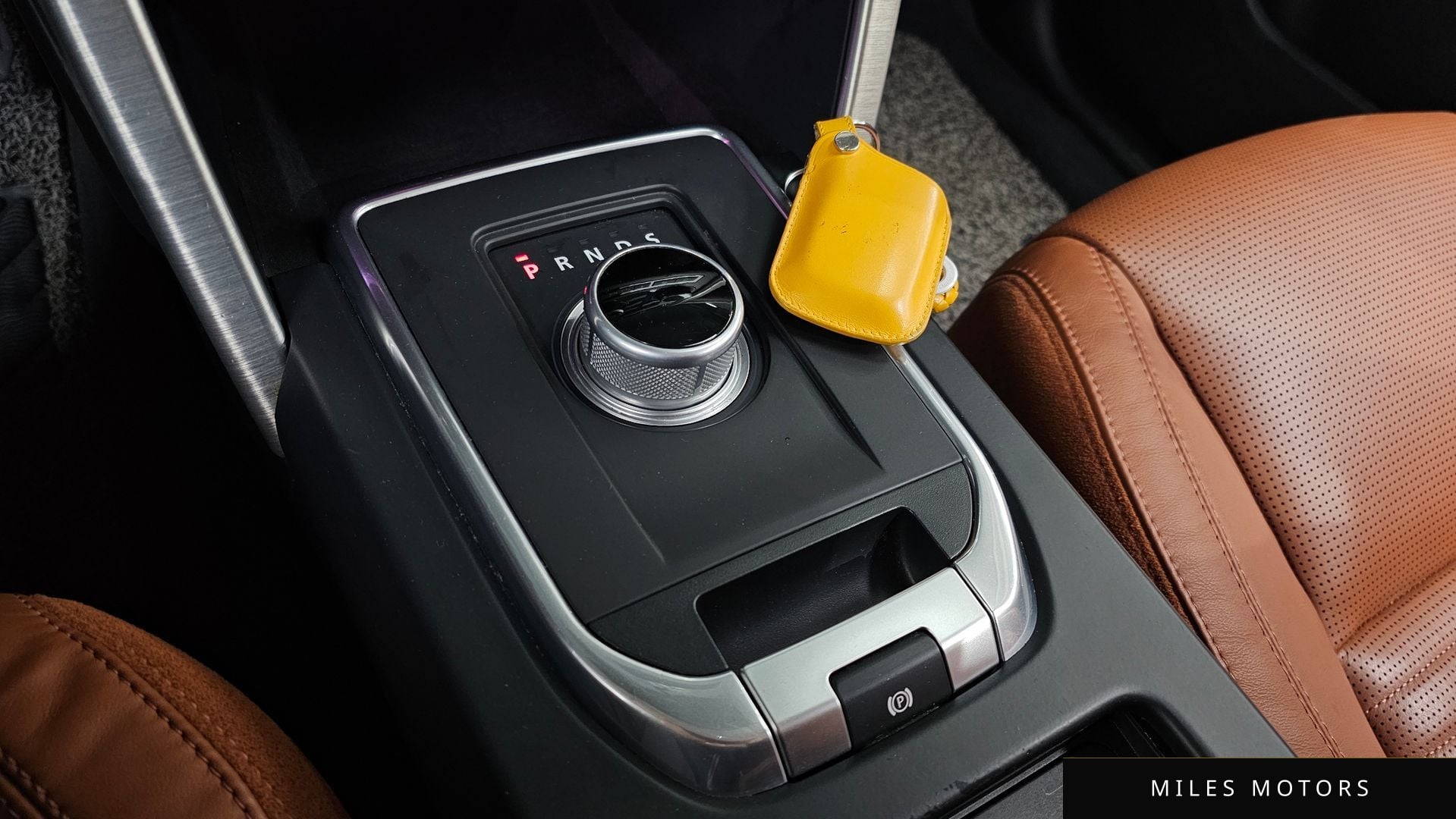 Land Rover Discovery Sport 2016 — миниатюра 8