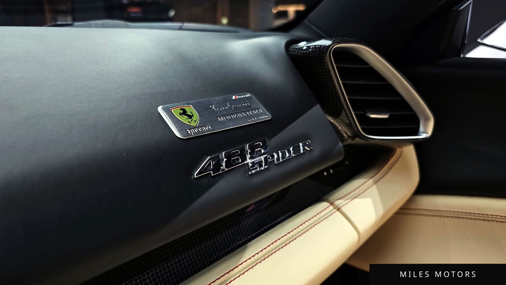 Ferrari 488 스파이더 2018 — миниатюра 19