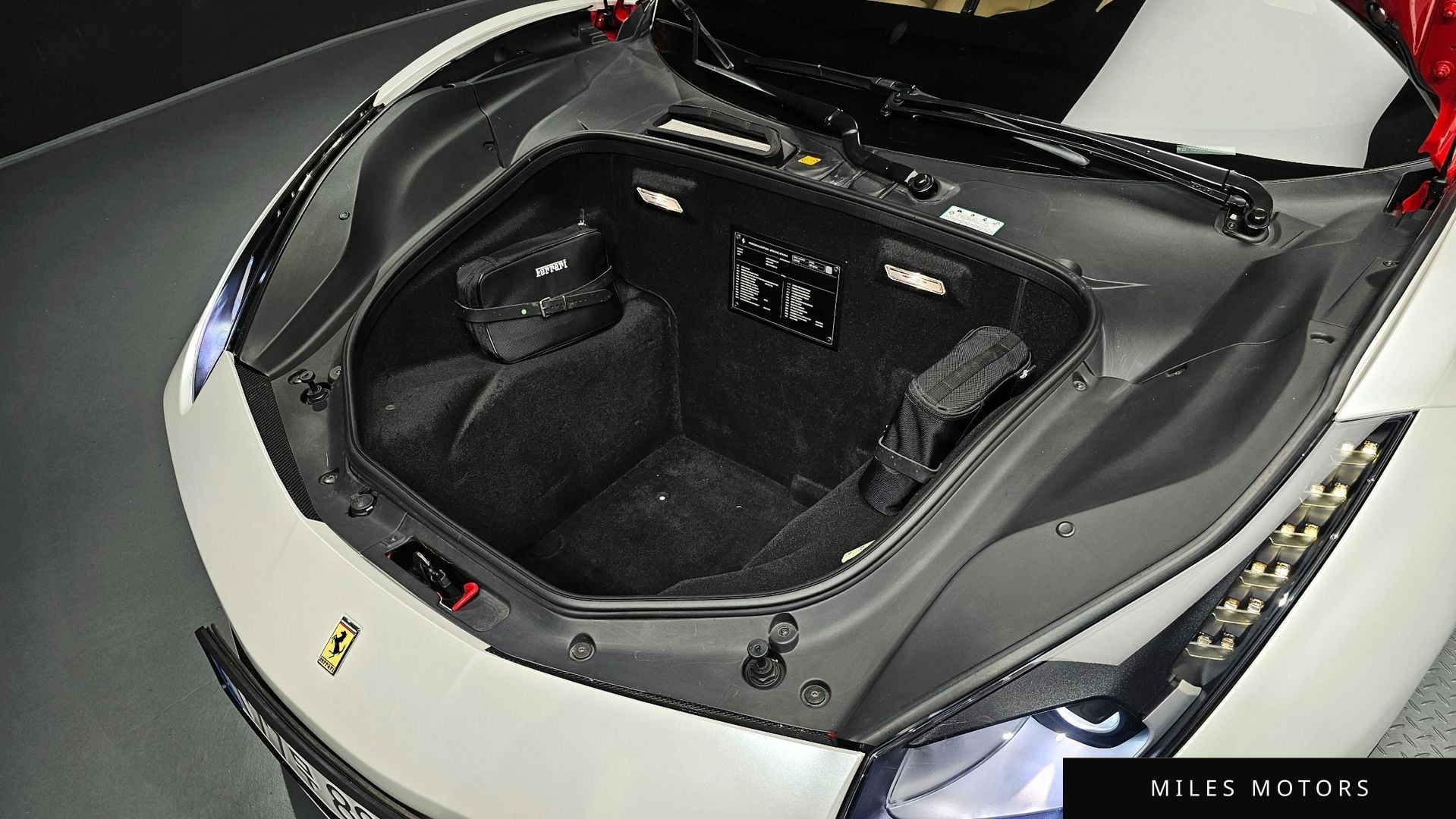 Ferrari 488 스파이더 2018 — миниатюра 20