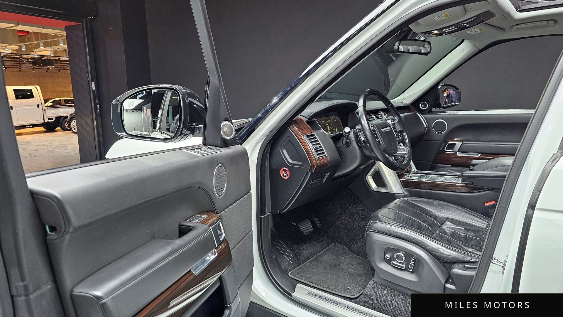 Land Rover Range Rover 2016 — миниатюра 11