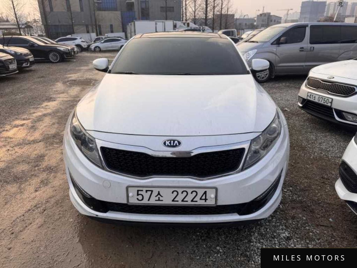 Kia K5 2012 — фото 1 из 8