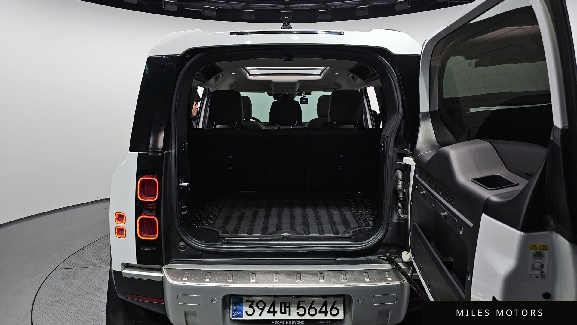 Land Rover 디펜더 (L663) 2020 — миниатюра 20