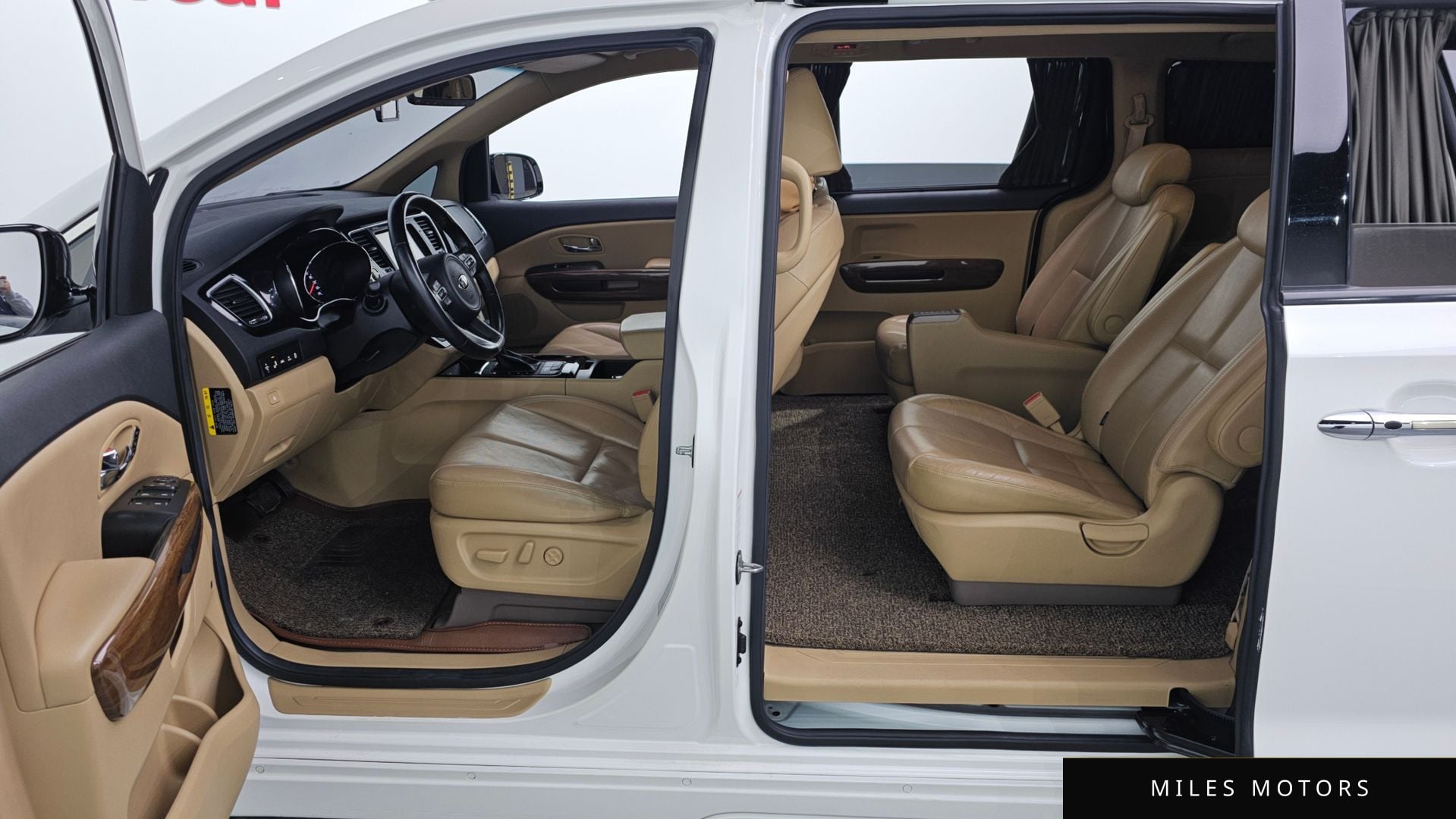 Kia Canival 2018 — миниатюра 10
