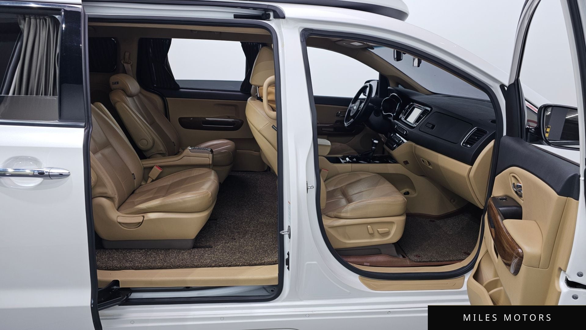 Kia Canival 2018 — миниатюра 11
