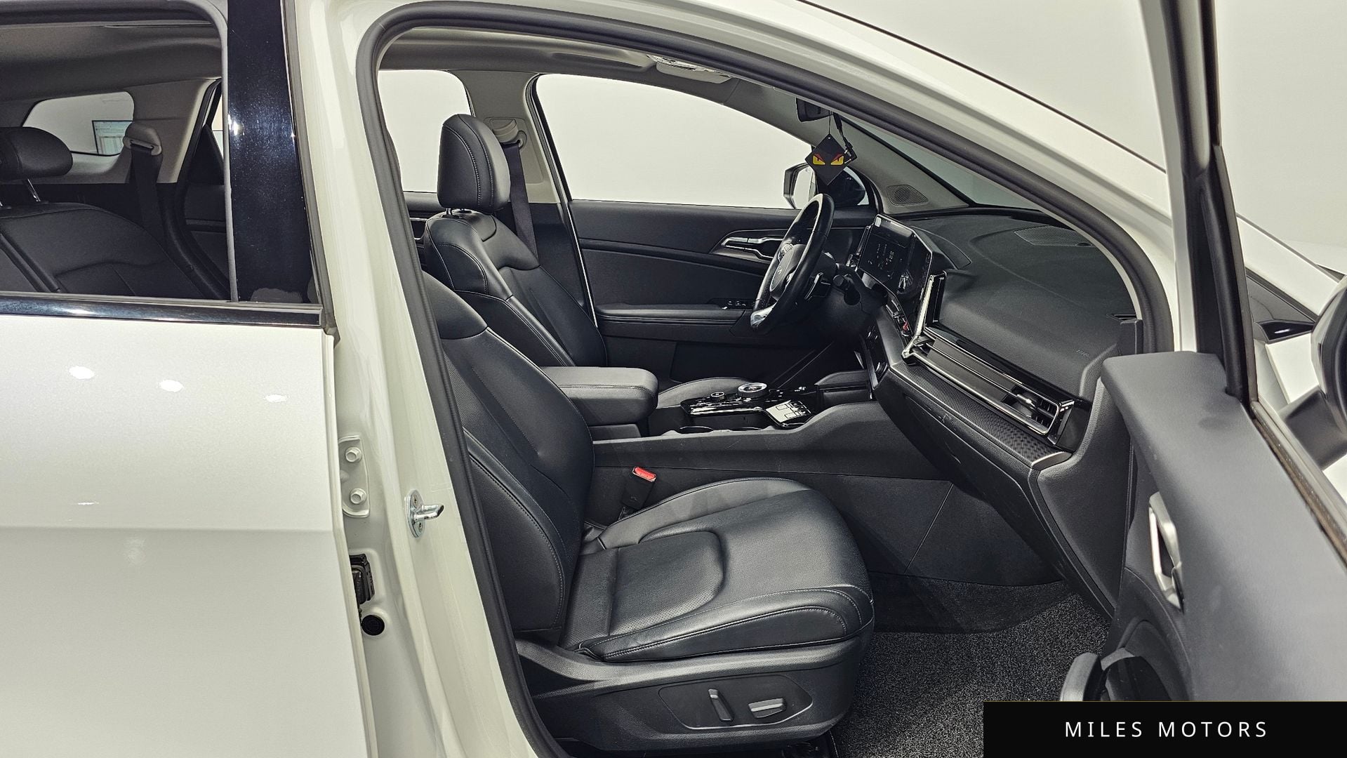 Kia Sportage 2022 — миниатюра 10