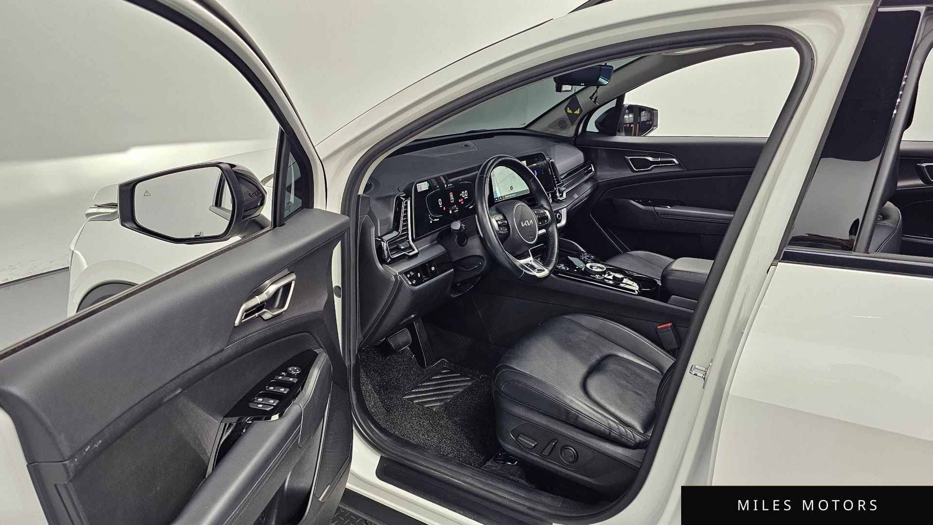 Kia Sportage 2022 — миниатюра 11