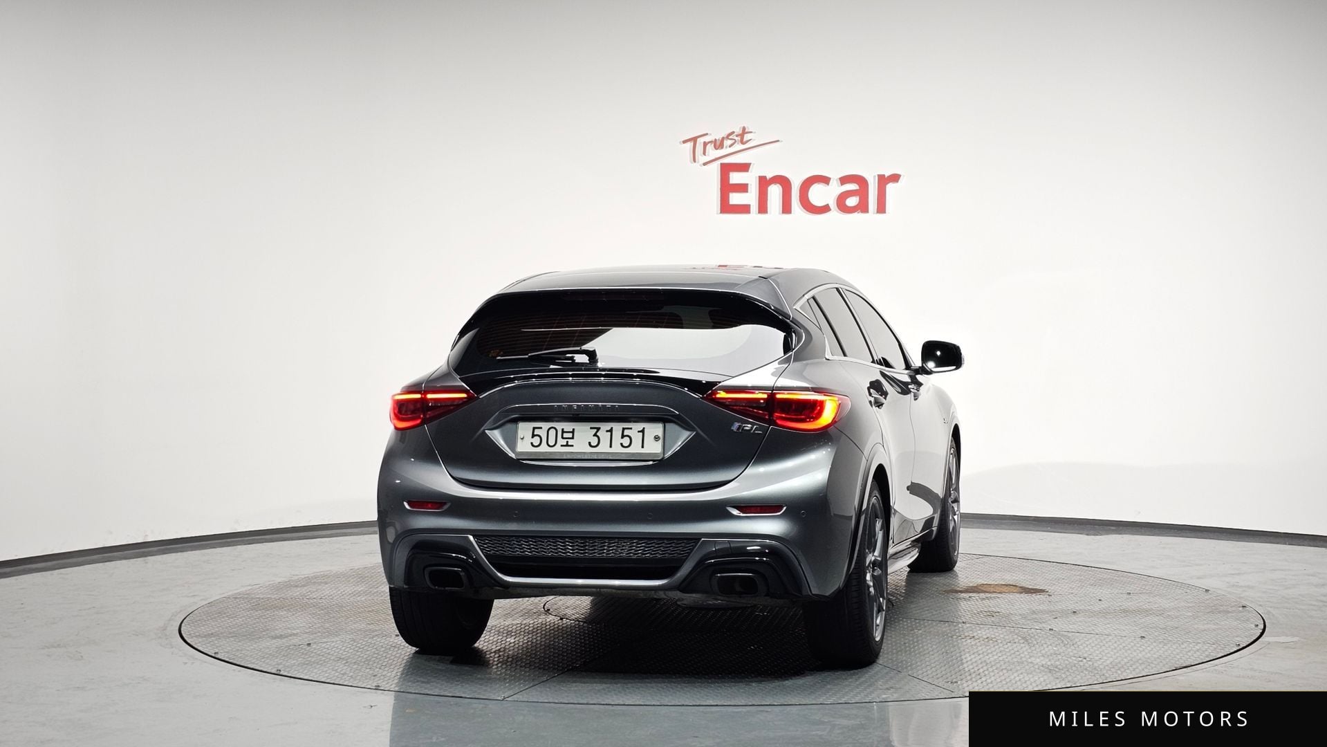 Infiniti Q30 2017 — миниатюра 4