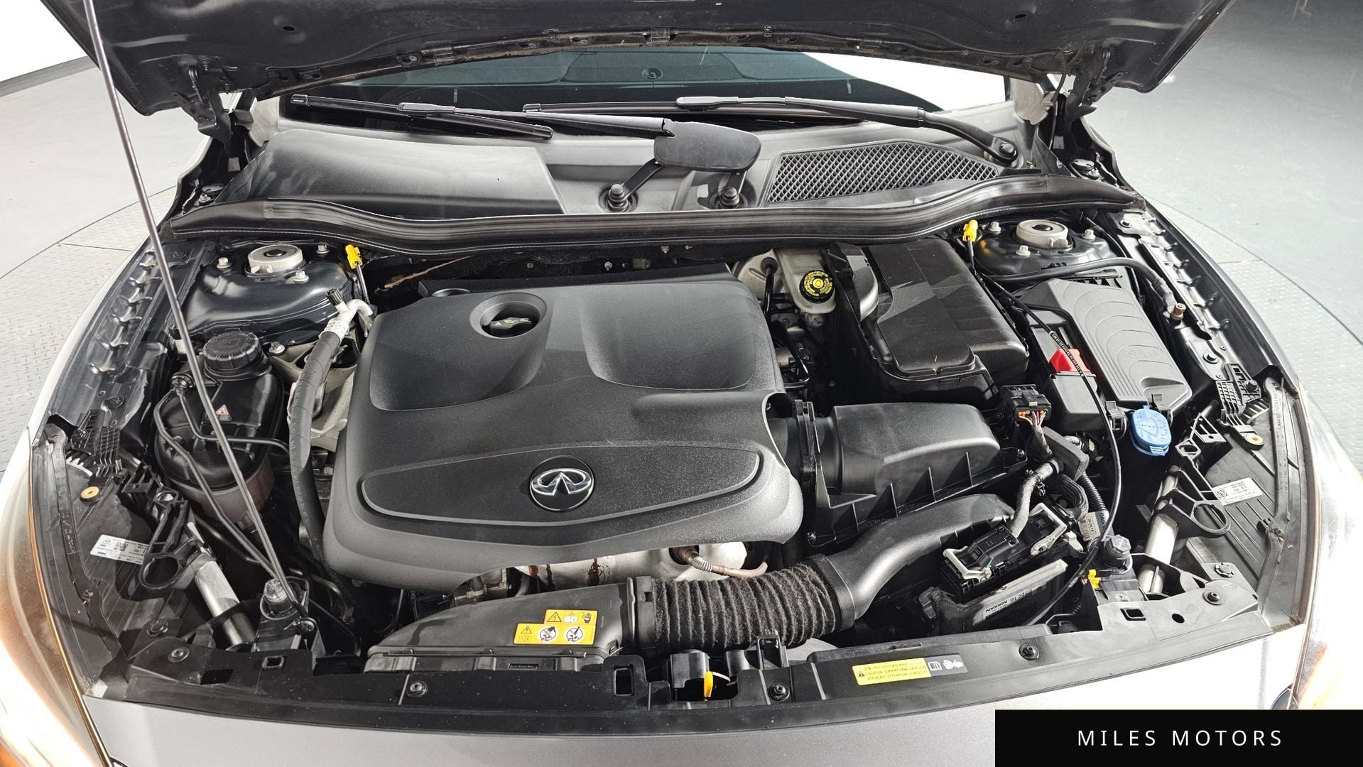 Infiniti Q30 2017 — миниатюра 6