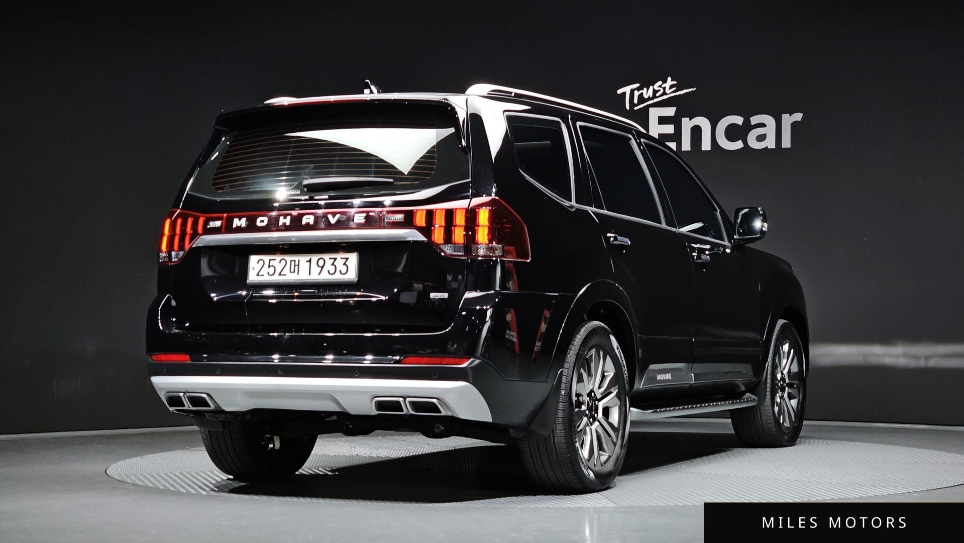 Kia Mohave 2023 — миниатюра 2