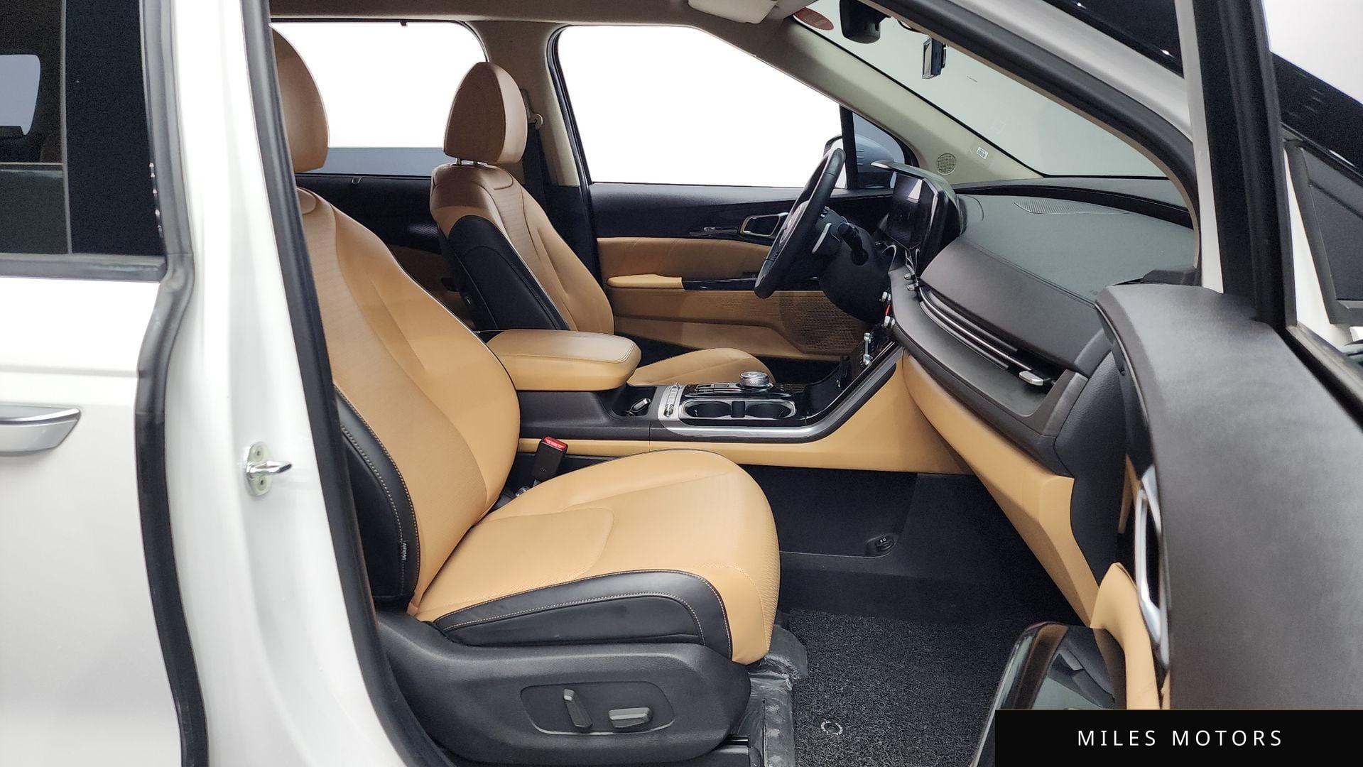 Kia Carnival 2021 — миниатюра 11