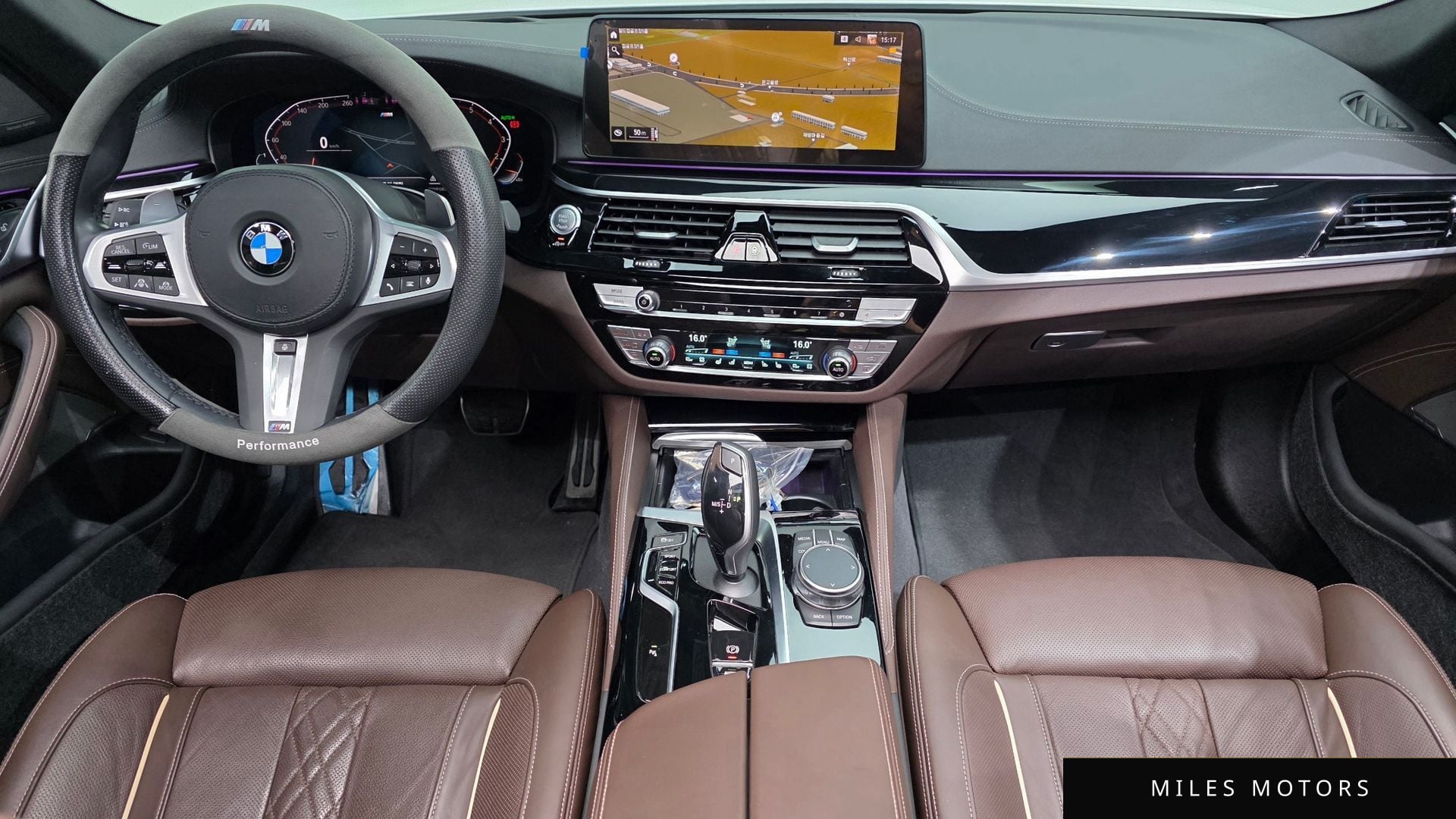 BMW 5 Series (G30) 2022 — миниатюра 7