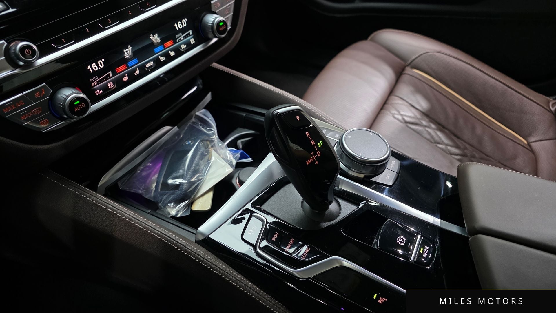 BMW 5 Series (G30) 2022 — миниатюра 9